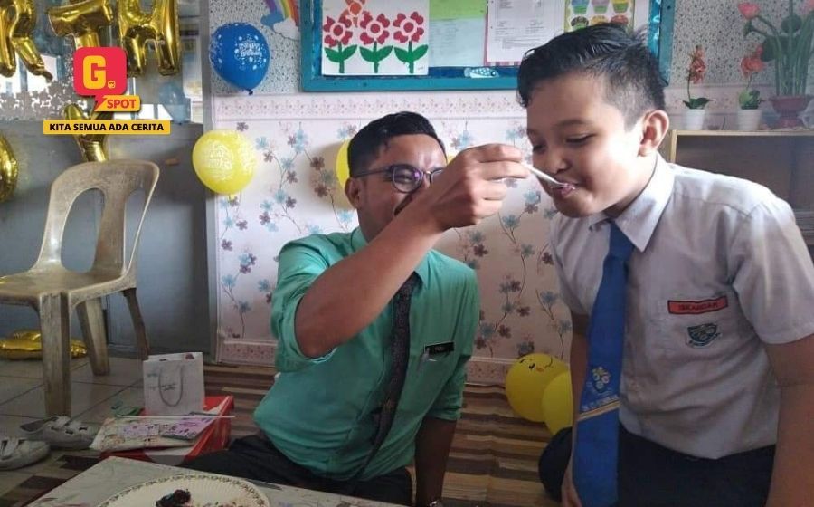 Gempakspot Cikgu Tolong Tengok Iskandar Ya Iskandar Dah Tak Ada Ayah Gempak