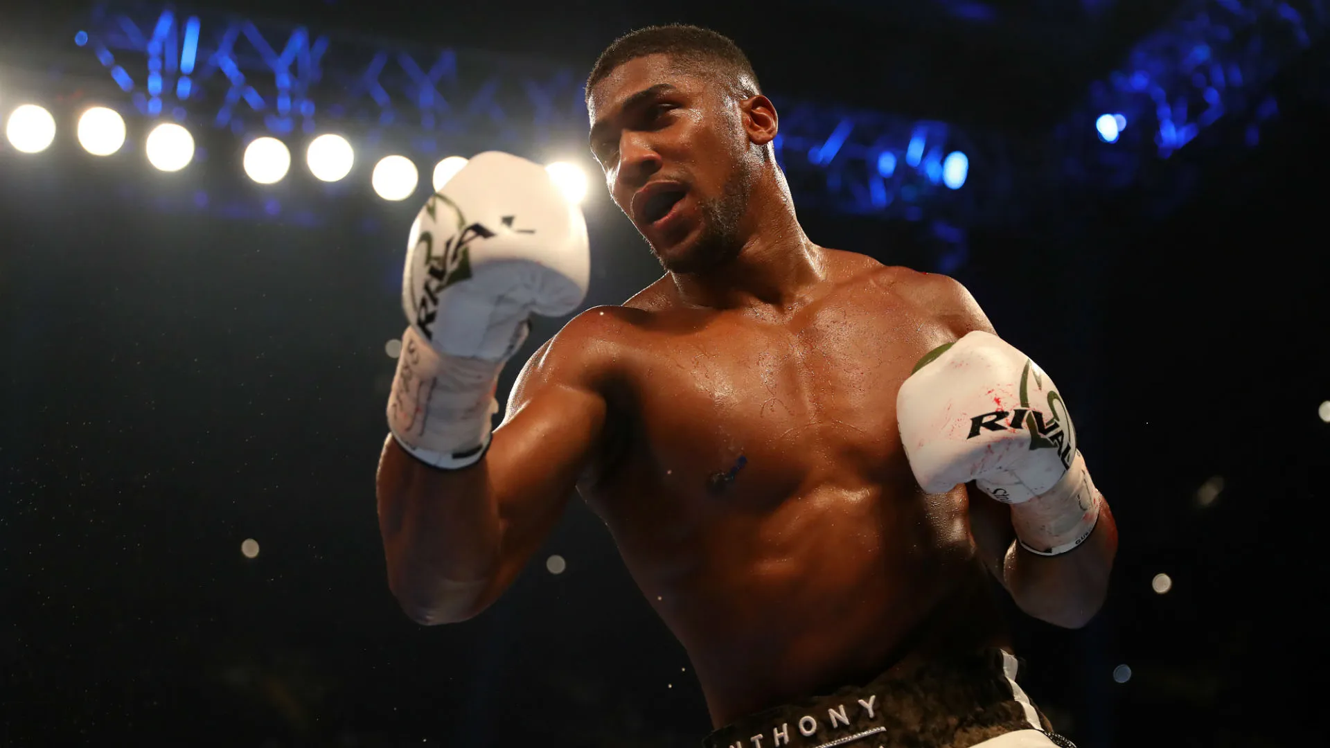 anthonyjoshua-cropped_cmnw9v2vlj4w1c8d01gfb2xiv.jpg