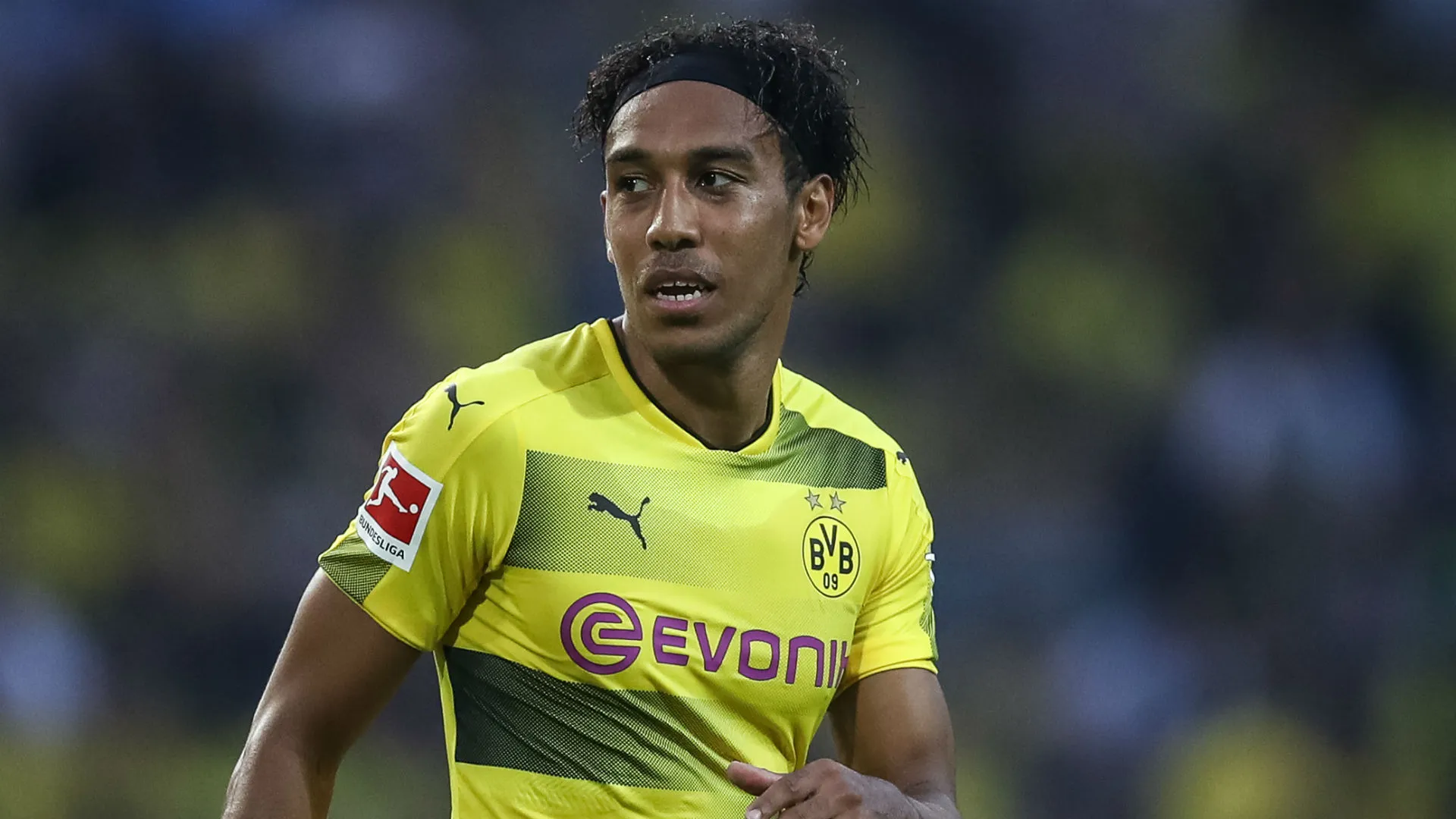aubameyang-cropped_a1e06kxb22kf1of08ovzduohp.jpg