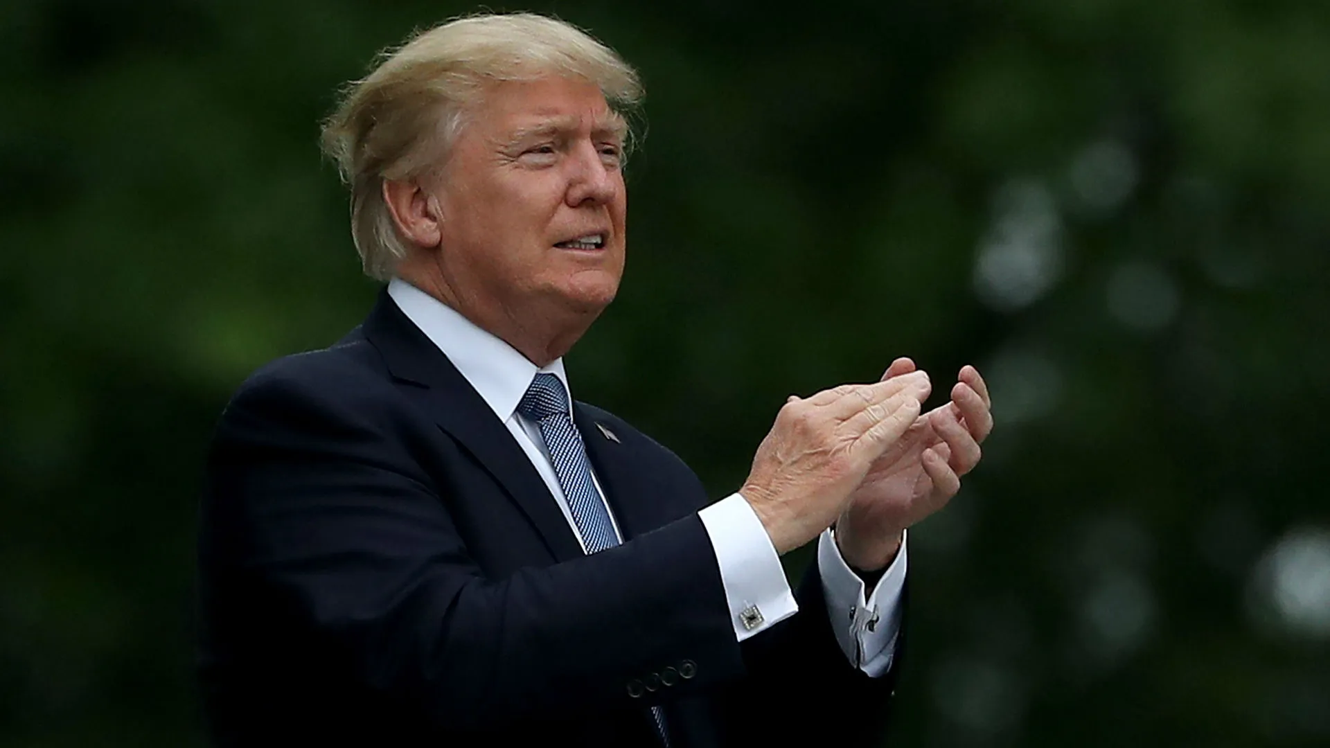 donald-trump-cropped_40lfcjmuubgo1r253fokkkx8h.jpg