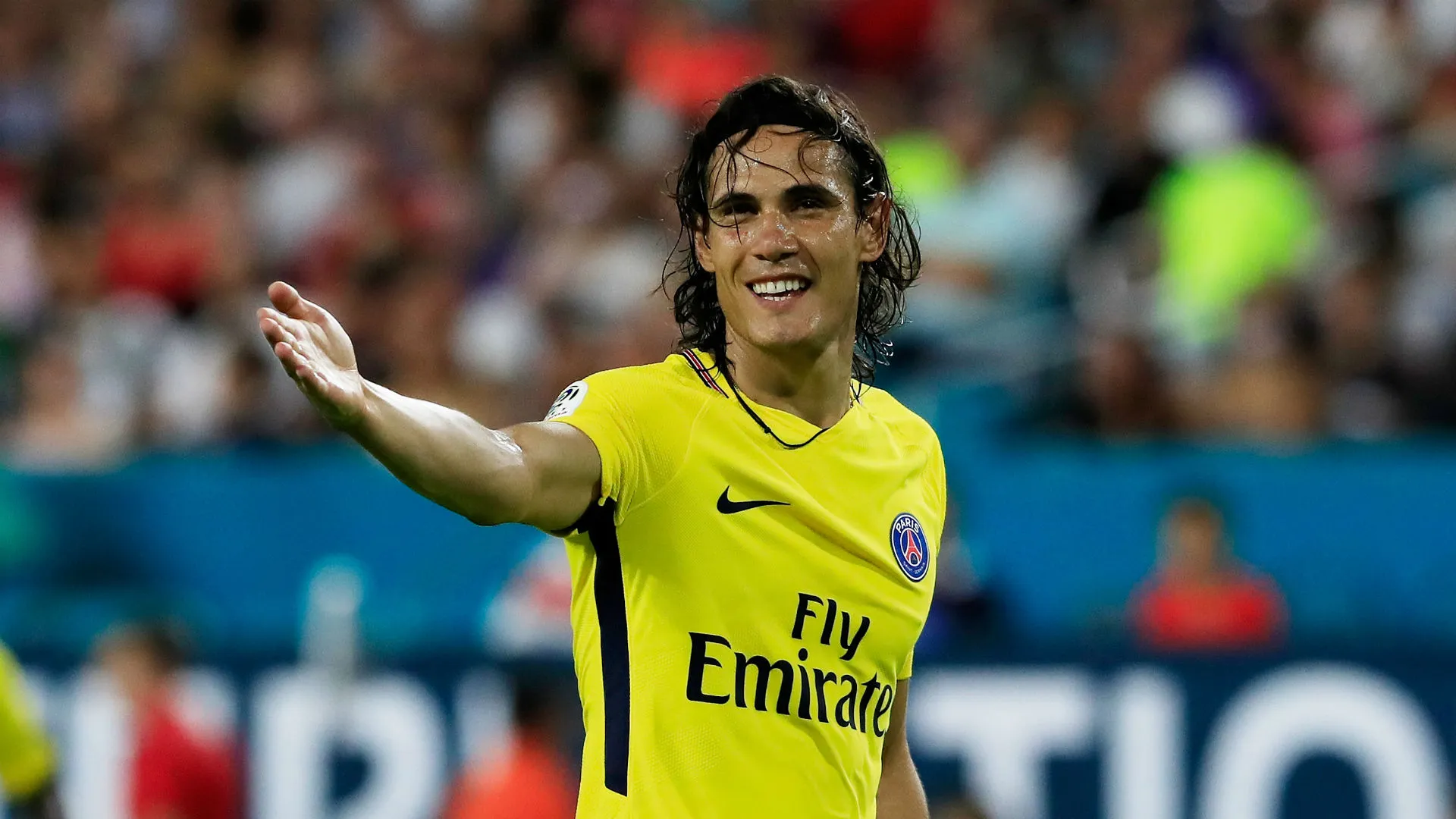 edinsoncavani-cropped_1u4jz25688fvzz1el6154g61z.jpg
