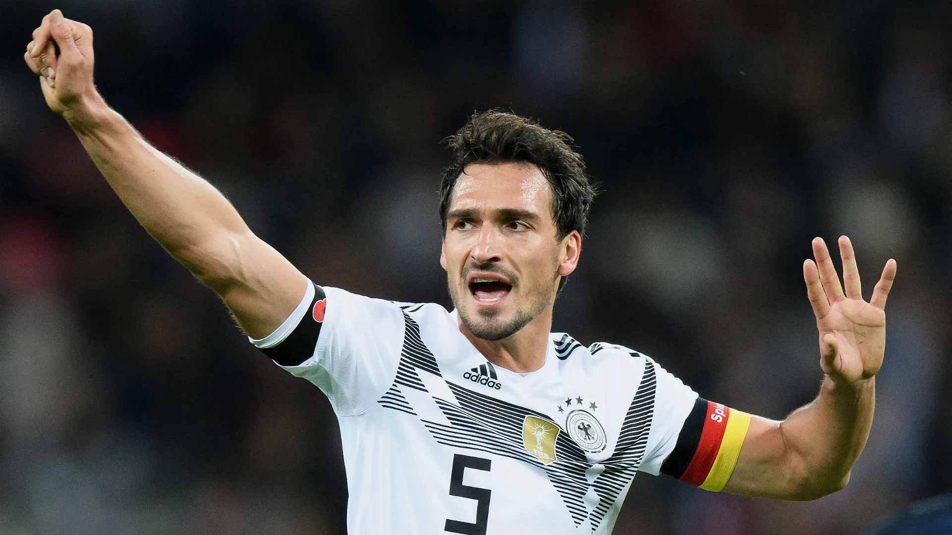hummels-cropped_w3k4ra93uhdi1711kur3qrftc.jpg