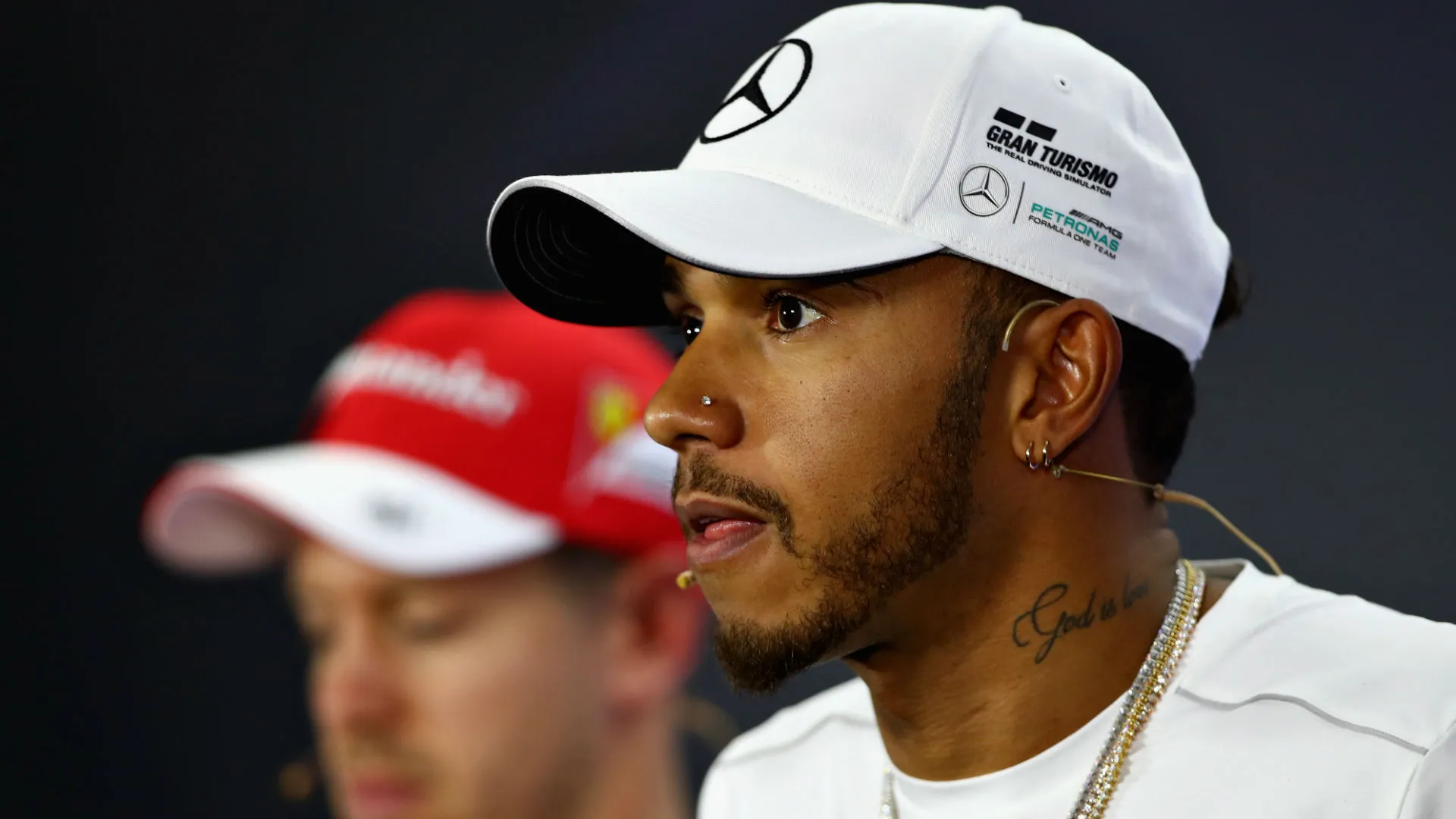 lewis-hamilton-cropped_1cmk13fvzxade1kzvxn2z79mdj.jpg