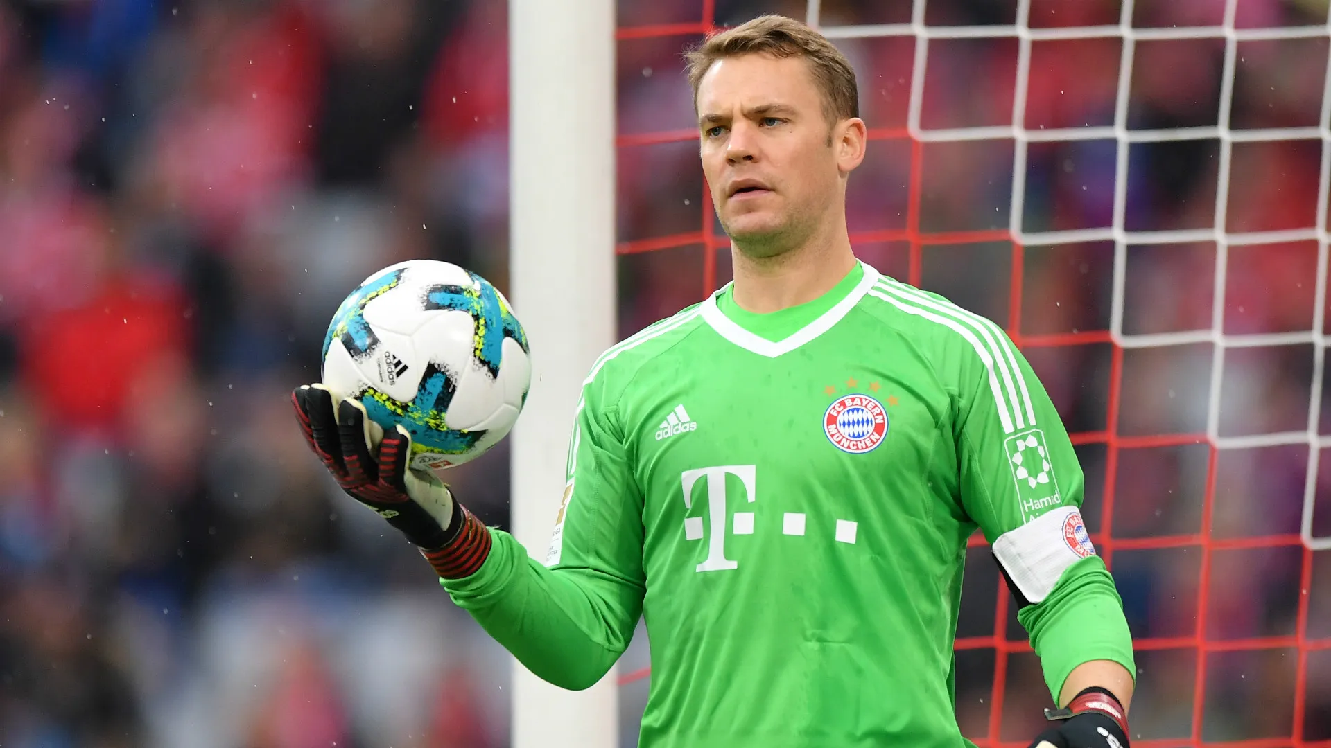 manuel-neuer-cropped_19ncmmrzby0151jhgo3zrnf261.jpg