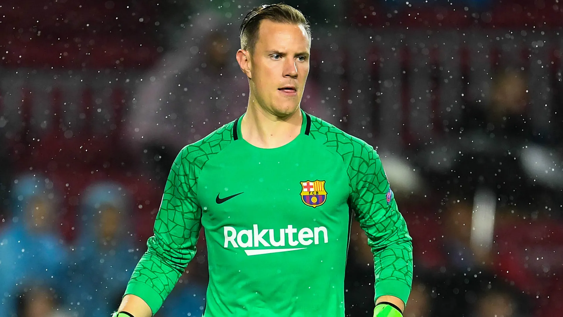 marc-andre-ter-stegen-cropped_1rm902cuyaea019mp3yma0083h.jpg