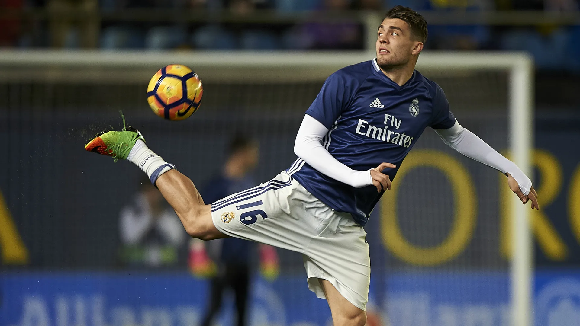 mateo-kovacic-cropped_1st5tlfsakukj1h5uj5ro22u88.jpg
