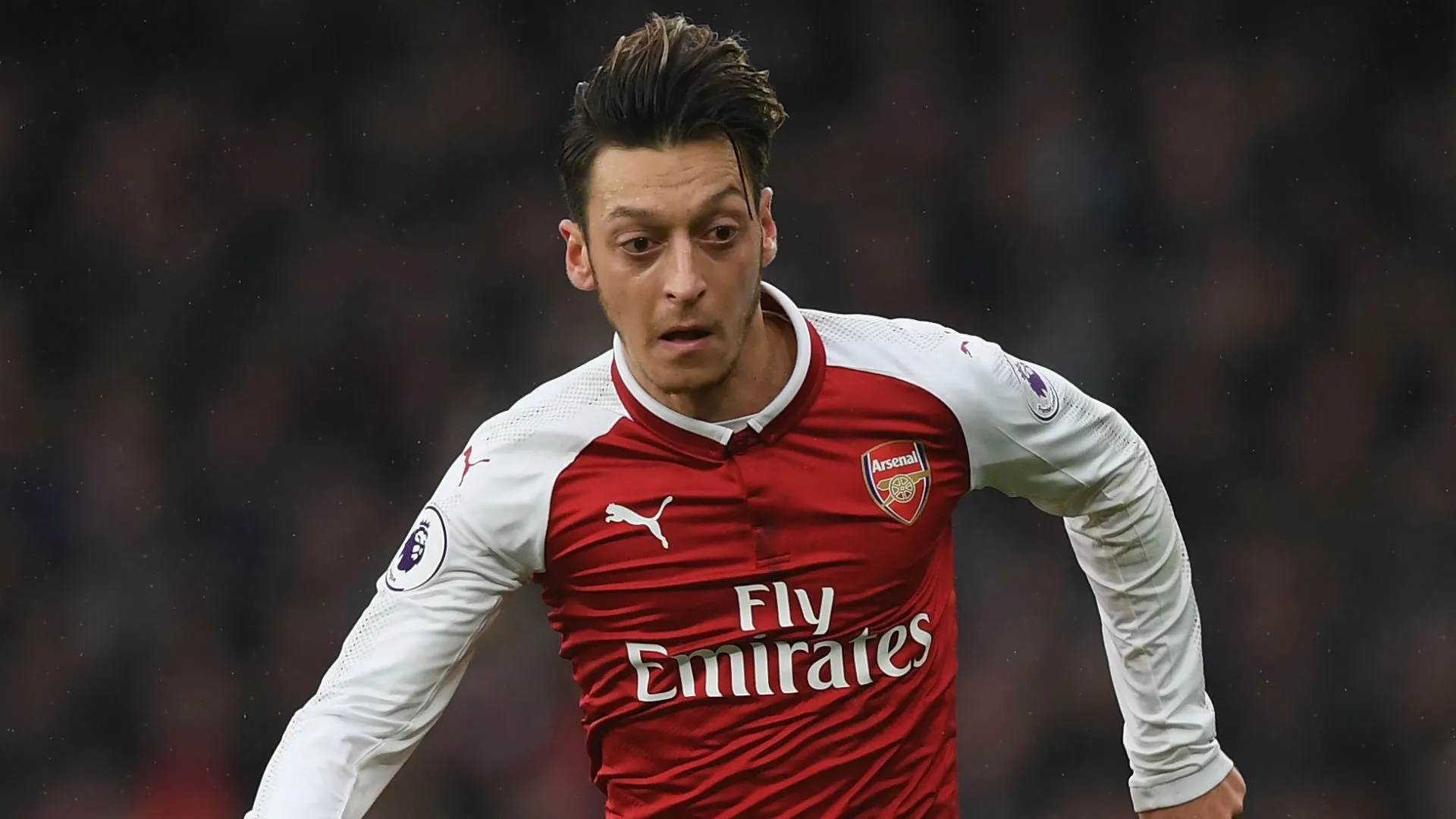 mesutozil-cropped_16jnj8va29djq186volj6r112s.jpg