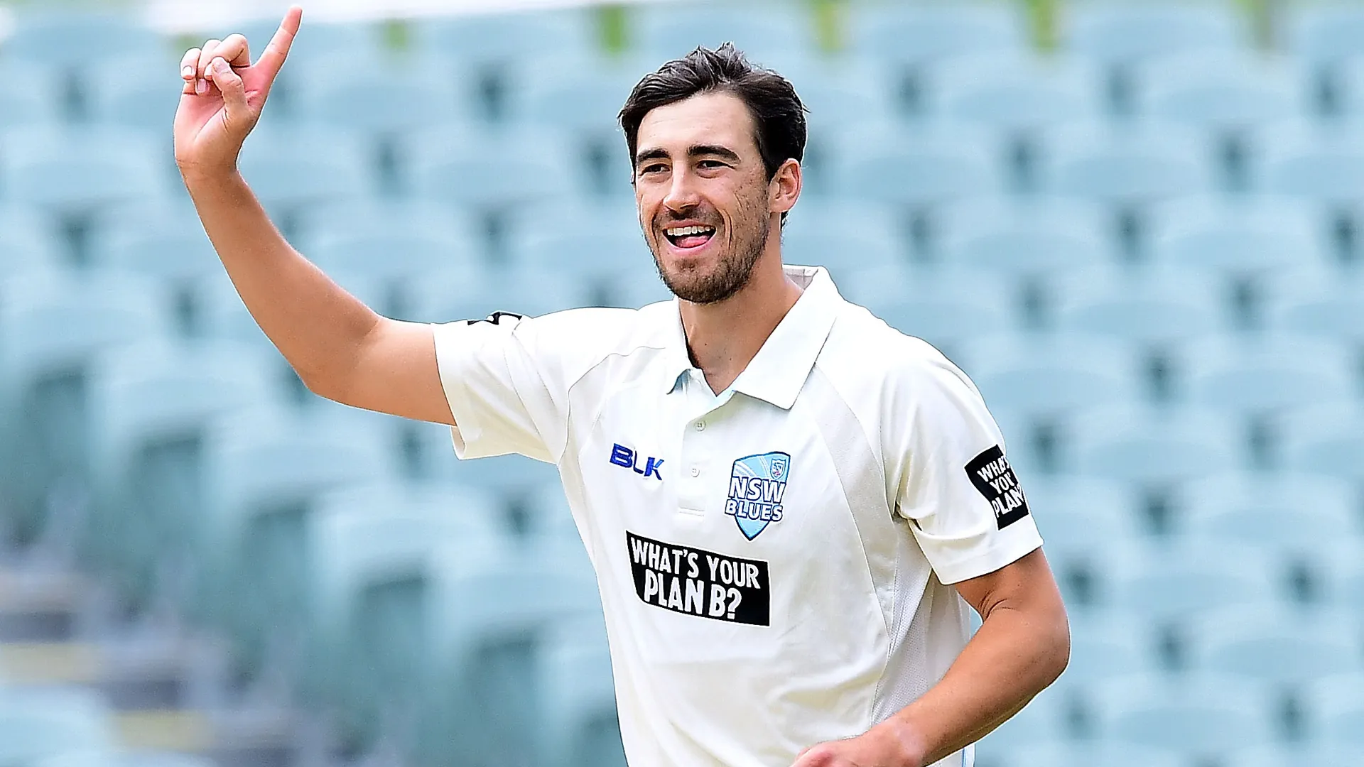 mitchellstarc-cropped_6d6pmm4hex221ts244q5j0mxx.jpg