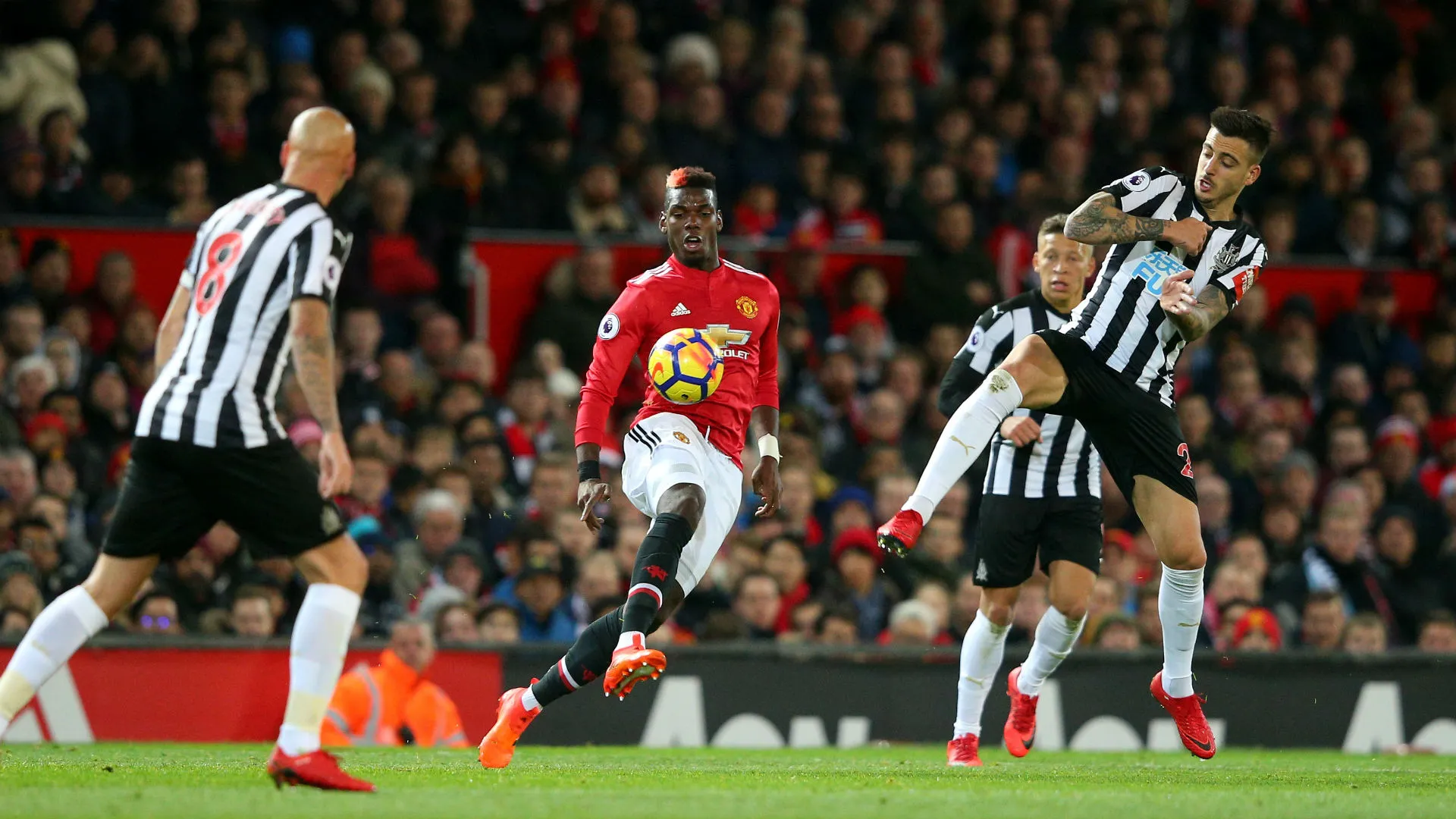 paulpogba-cropped_30xb39viplmr192sm1qdjruiv.jpg