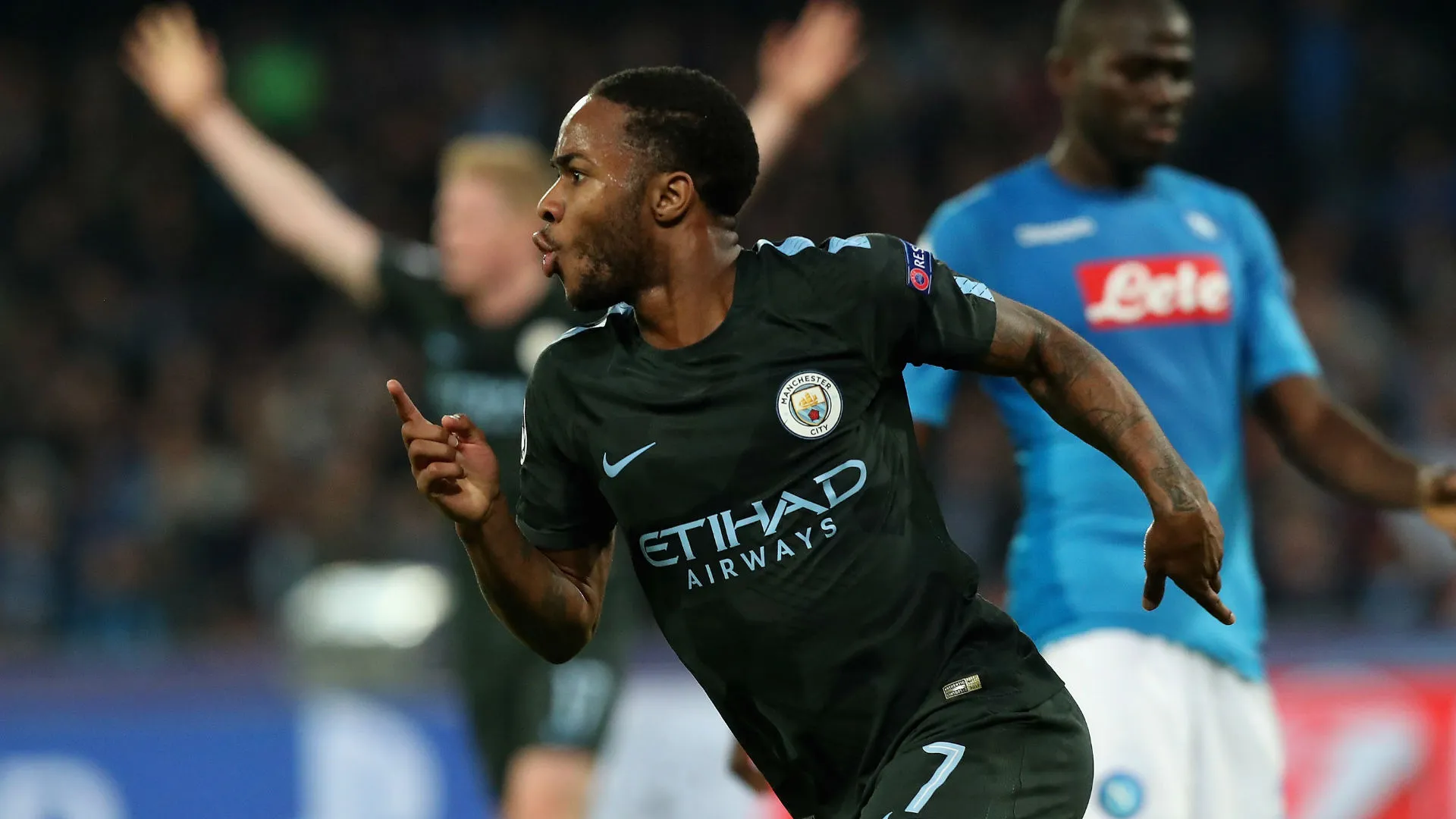 raheemsterling-cropped_1iroyc3ussgyo1gblv2n7dx091.jpg