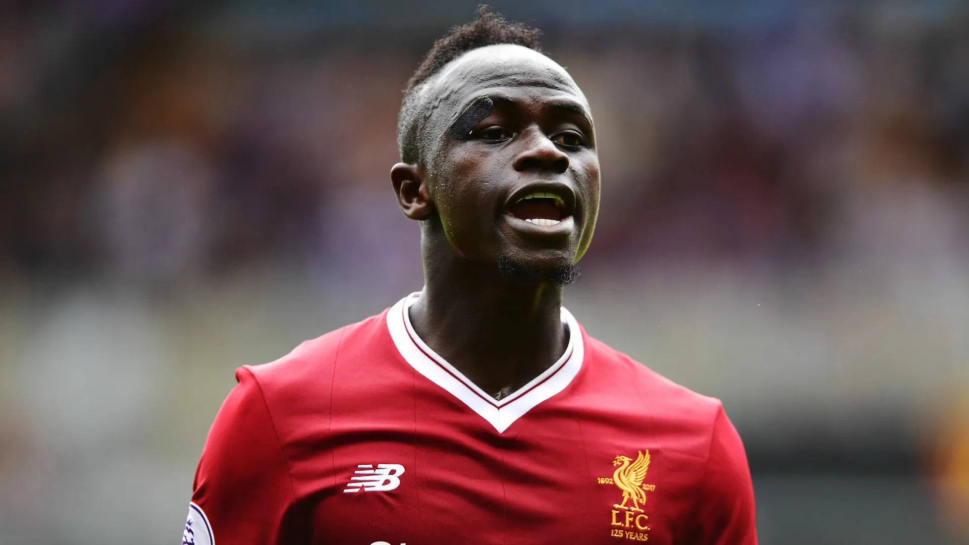 sadio-mane-cropped_nuy0x9sg4una1df128c9unn8s.jpg