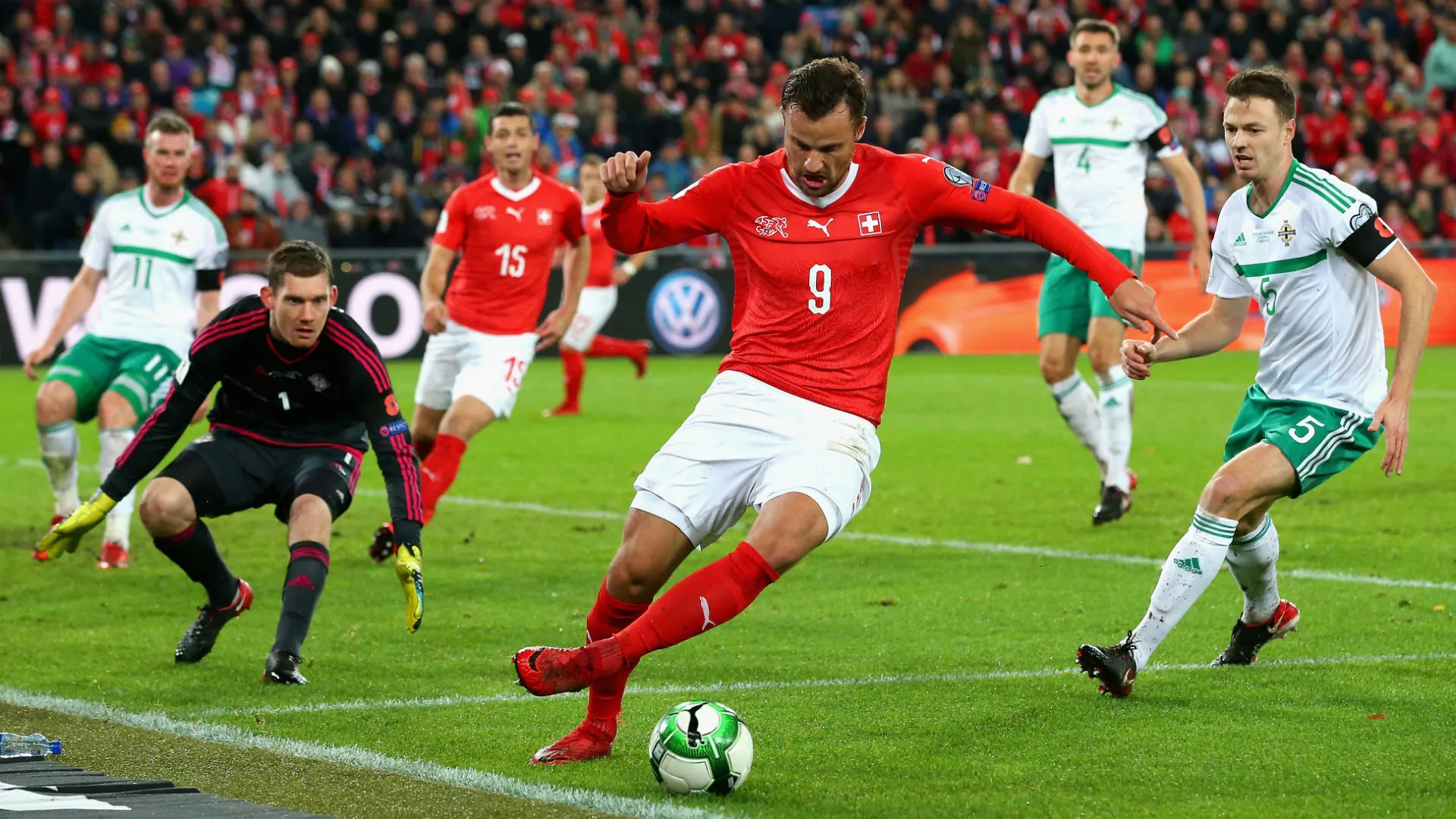 seferovic-cropped_1bj6dq00j6t1919kgc4hgc4jeb.jpg