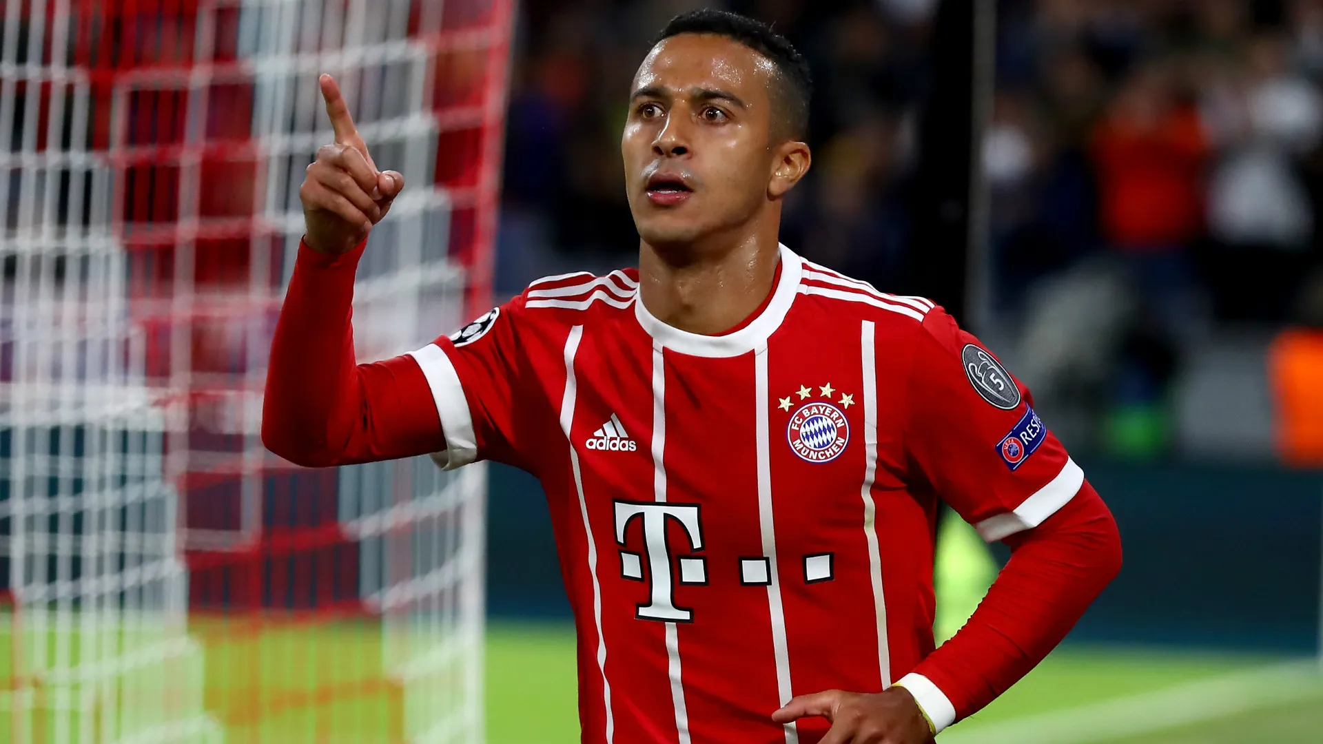 thiago-alcantara-cropped_dcjh2kktdcbu15c61d55emmve.jpg