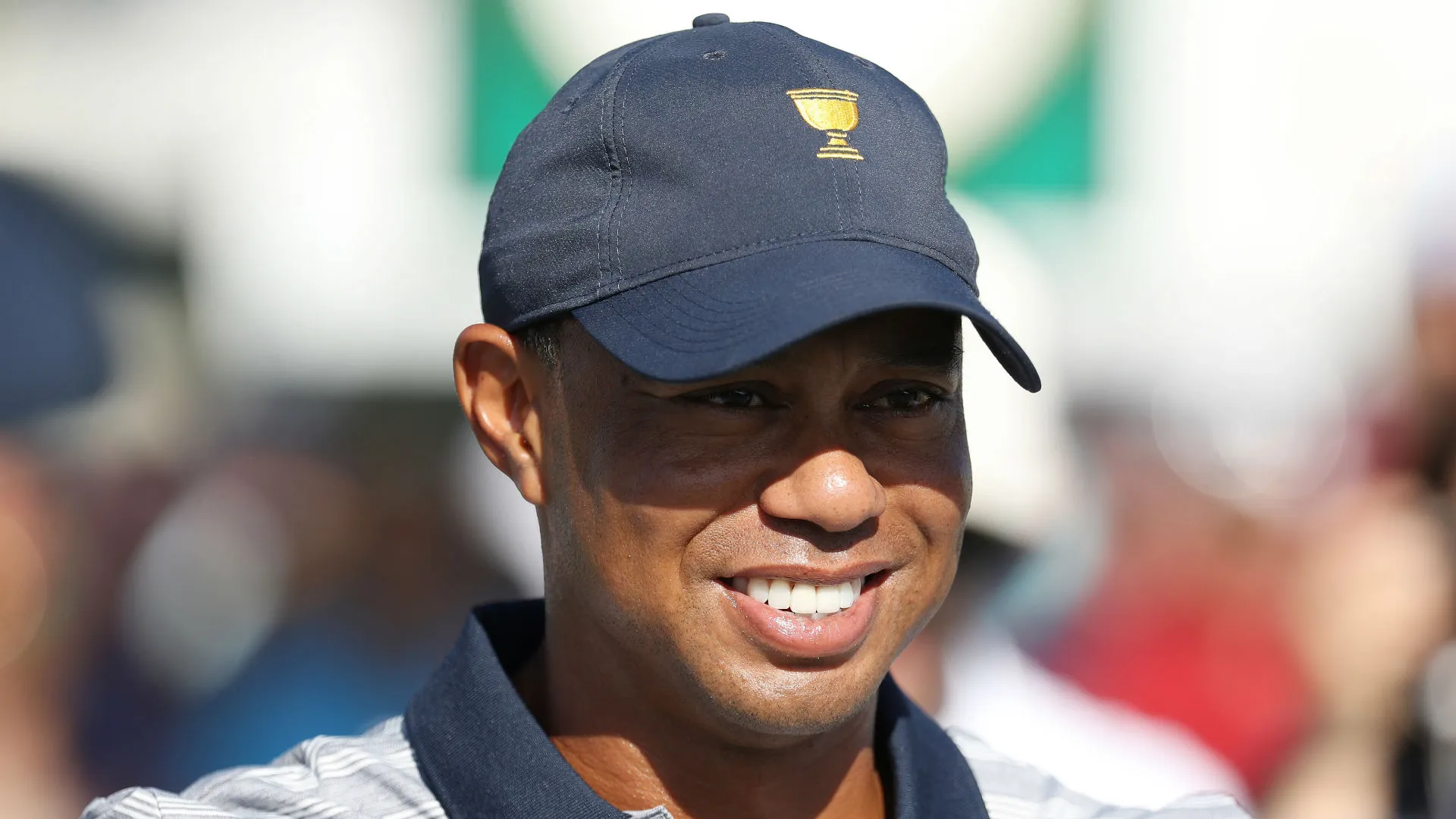 tiger-woods-cropped_1dm2e11h1f9yc1oscejq8kpsrz.jpg
