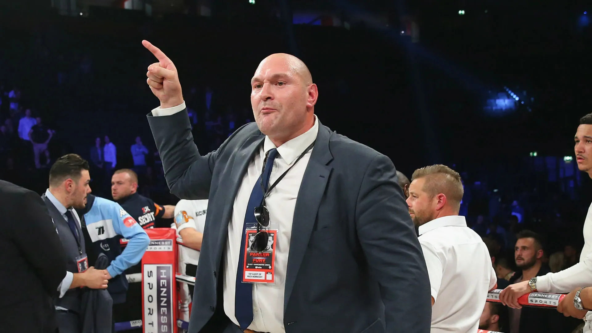 tysonfury-cropped_1t6cq53i2wdob1aotue0lae8la.jpg