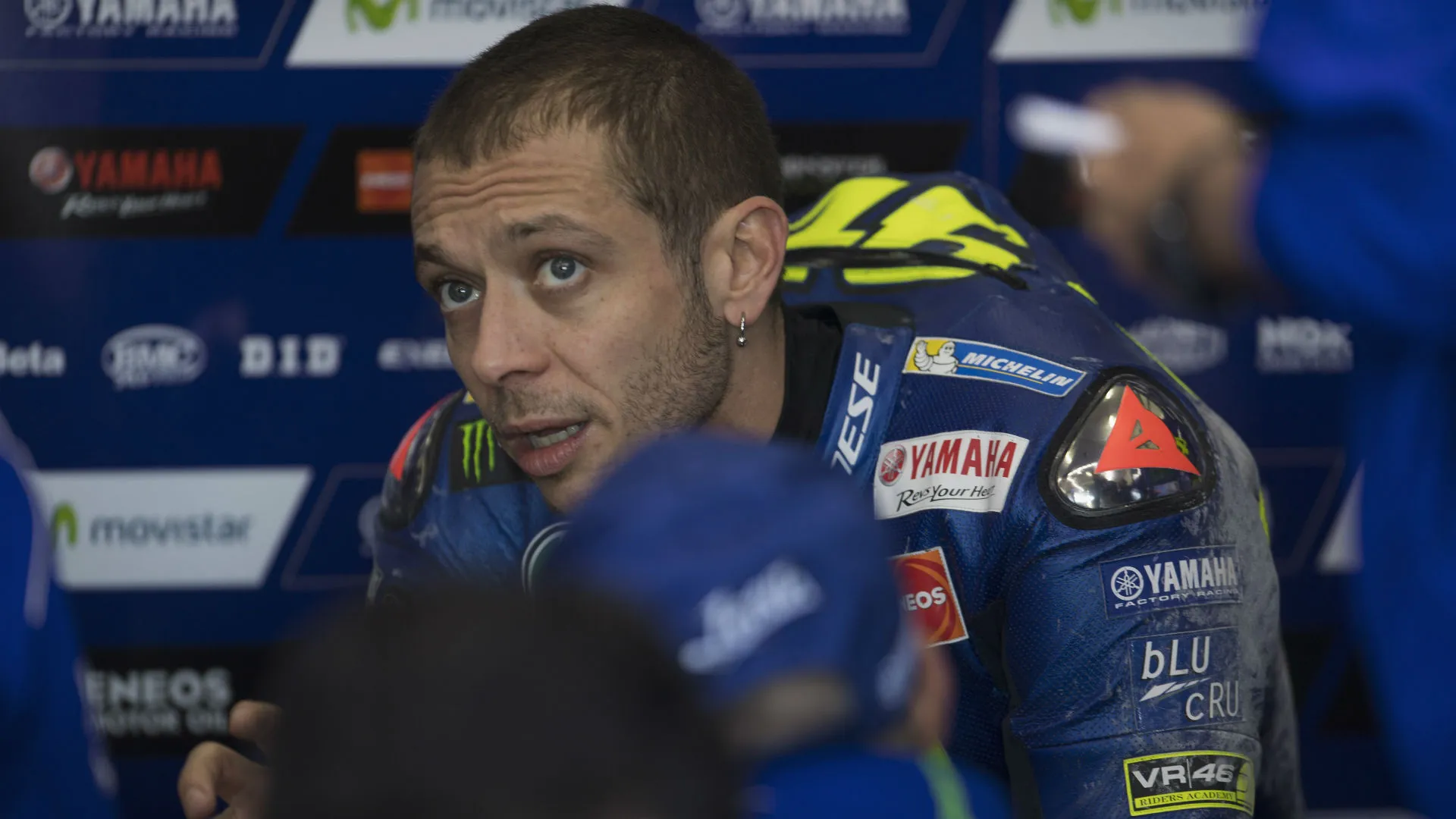 valentinorossi-cropped_1ij854tn1o0f16d058l7ne7l4.jpg
