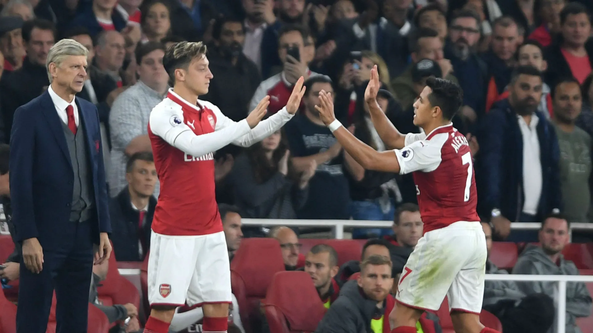 wenger-cropped_ilc373y6vzkp1v0a2by3i2f29.jpg