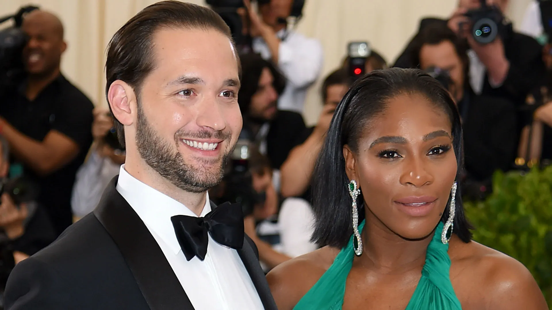 williams-serena-ohanian-alexis-111717-getty-ftrjpg_1cs6ntqxm2myb19pqy3bgeyld6.jpg