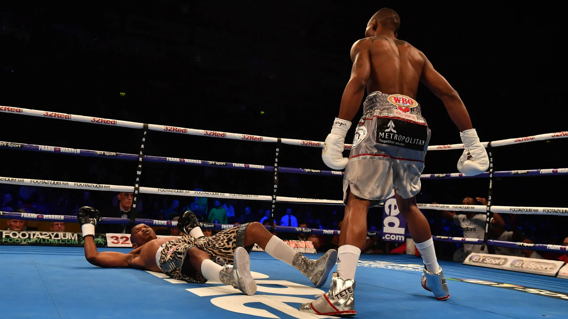 zolani-tete-cropped_v36w4ybpi0rd1gbrn940nnq4k.jpg