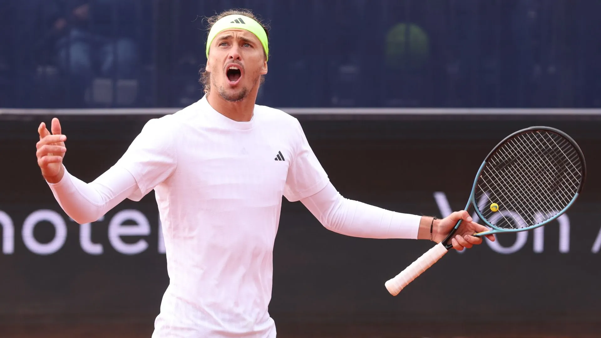alexander-zverev_1nnbq7oy4zxs1ja2tg9izfx8n.jpg