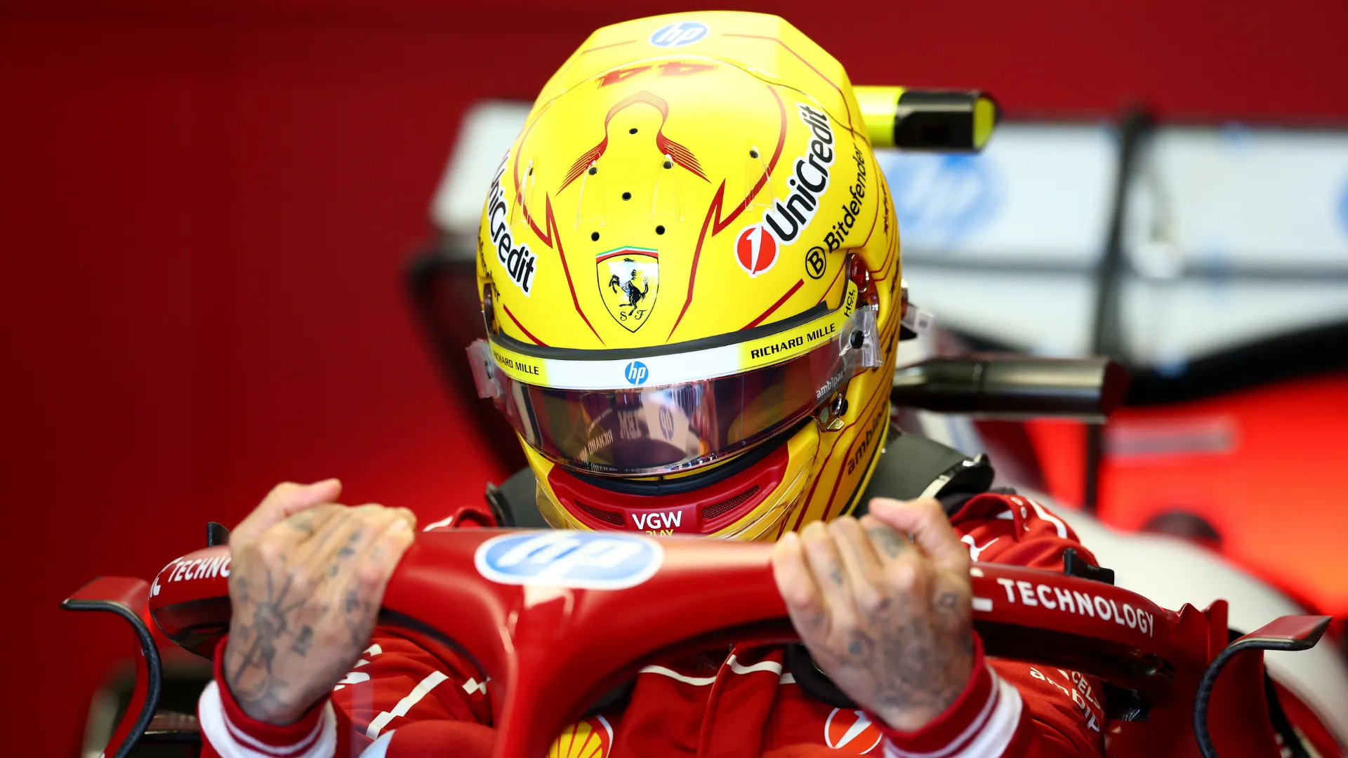 lewis-hamilton_urrc6fcdb7z41qkb815cd0l2a.png