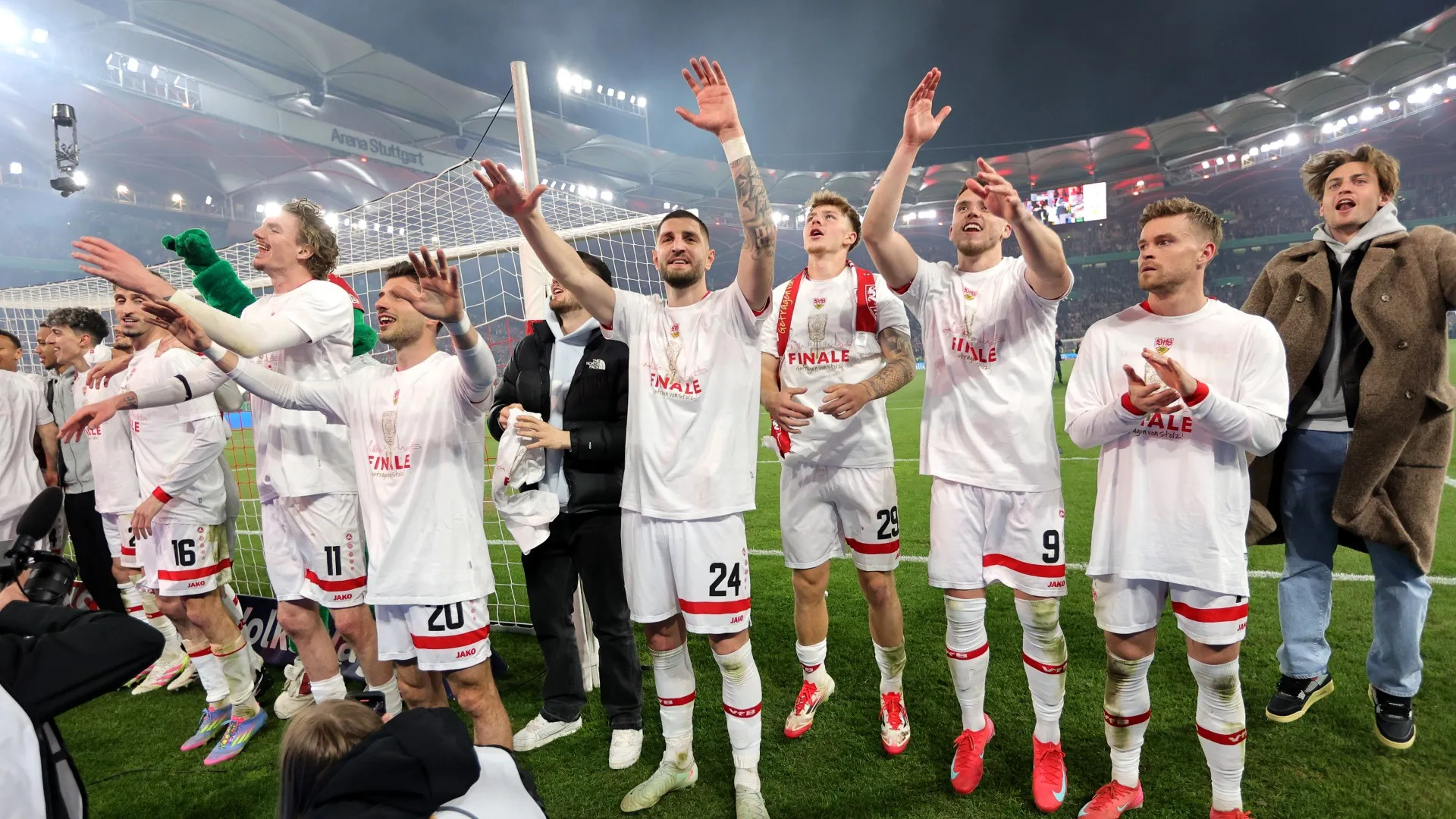 stuttgart_1hthpbs3hvqt01cp8b8rzxn9zm.jpg