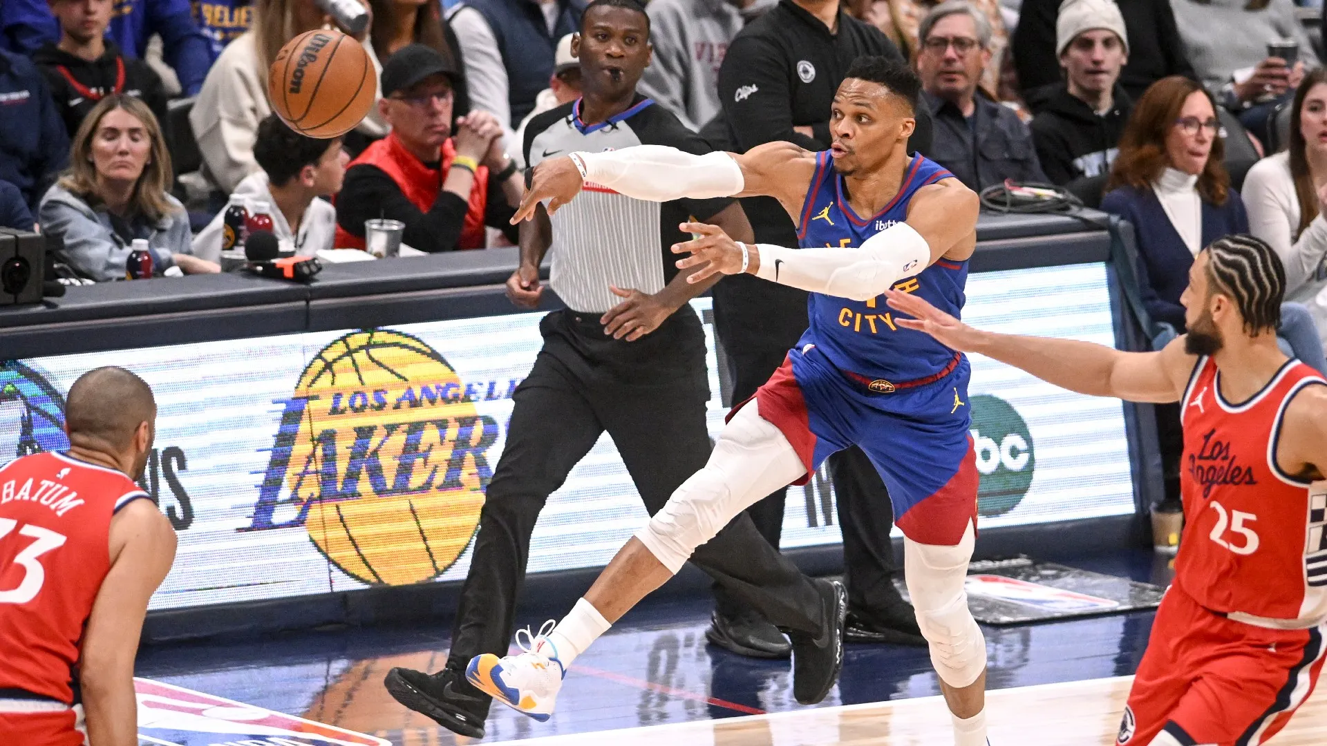 westbrook_15tbxi5y4hpo11nk39e274wiws.jpg