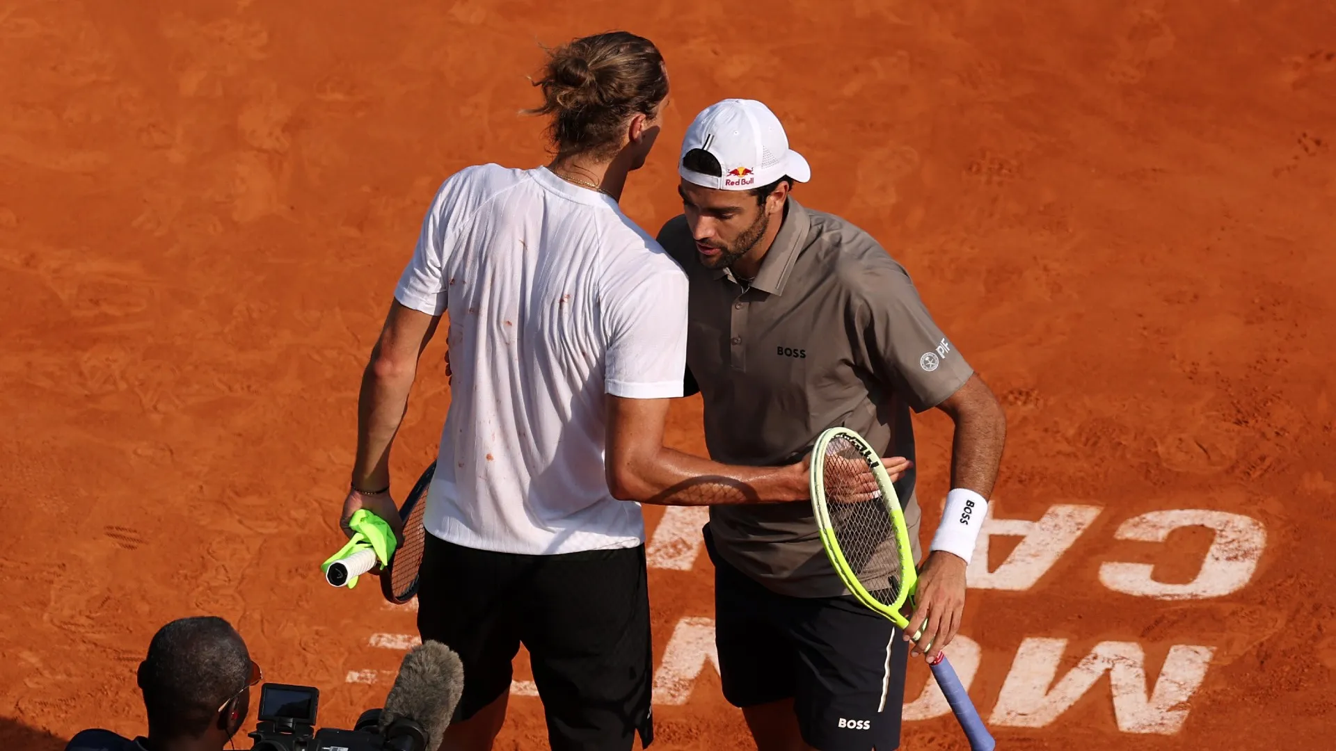 zverev_wkbn7nm3igiy12h8zlybhhnak.jpg