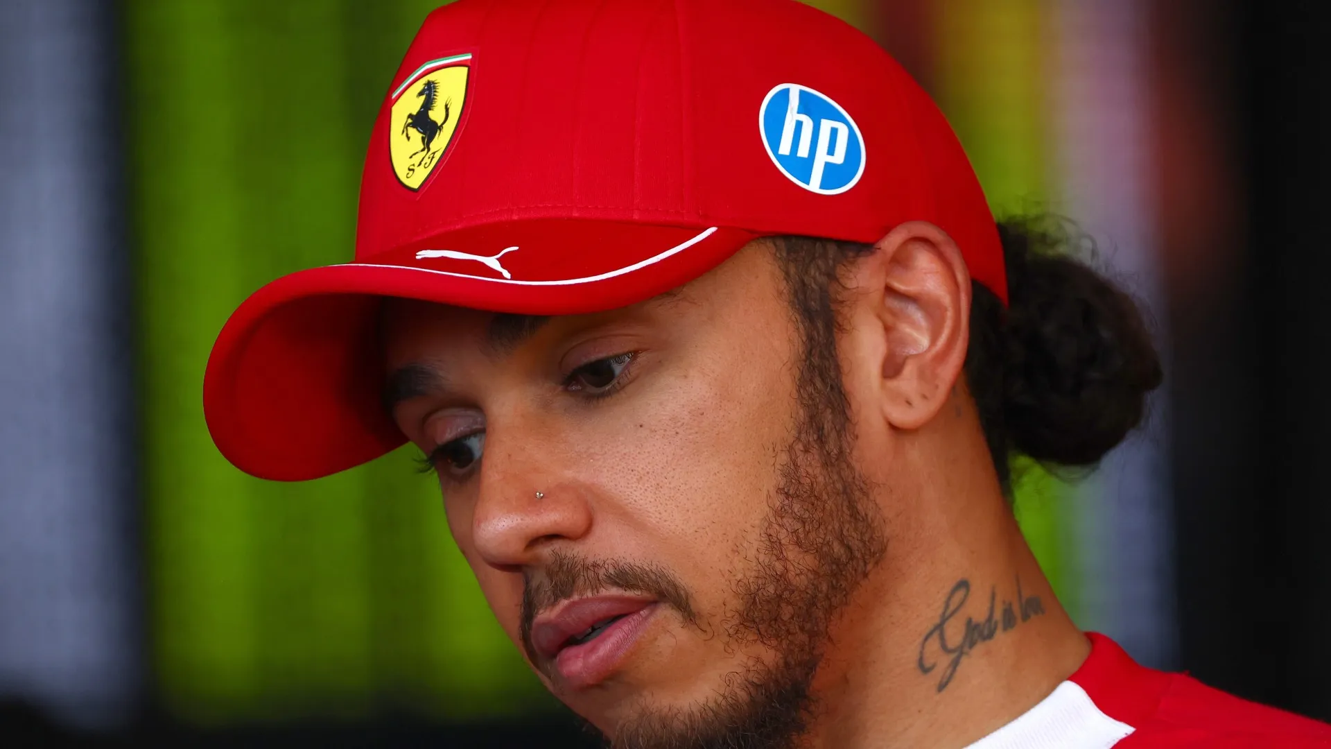 lewis-hamilton_mnt4dobzkaiv1t71xjclsqbmm.jpg