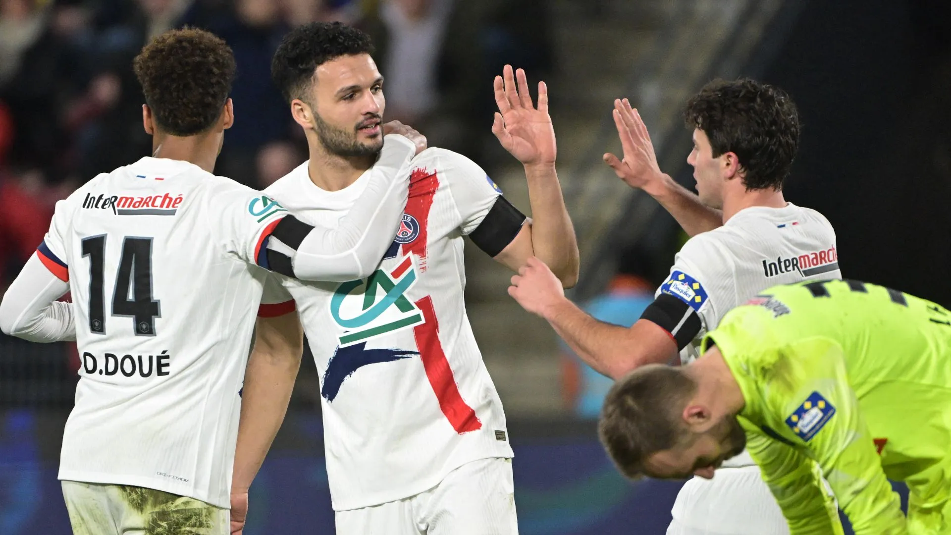 goncalo-ramos_13vw2cn53zcip1x18pomh6747r.jpg