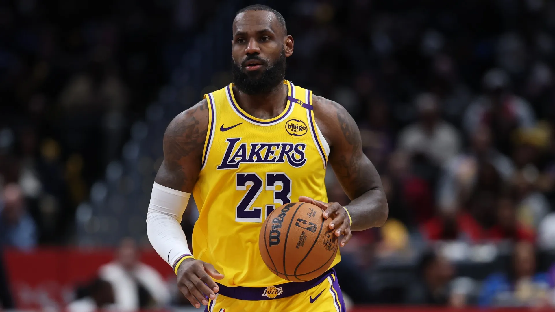 lebron-james_s4d3mb3pkxvd11i76y7lwlxro.jpg