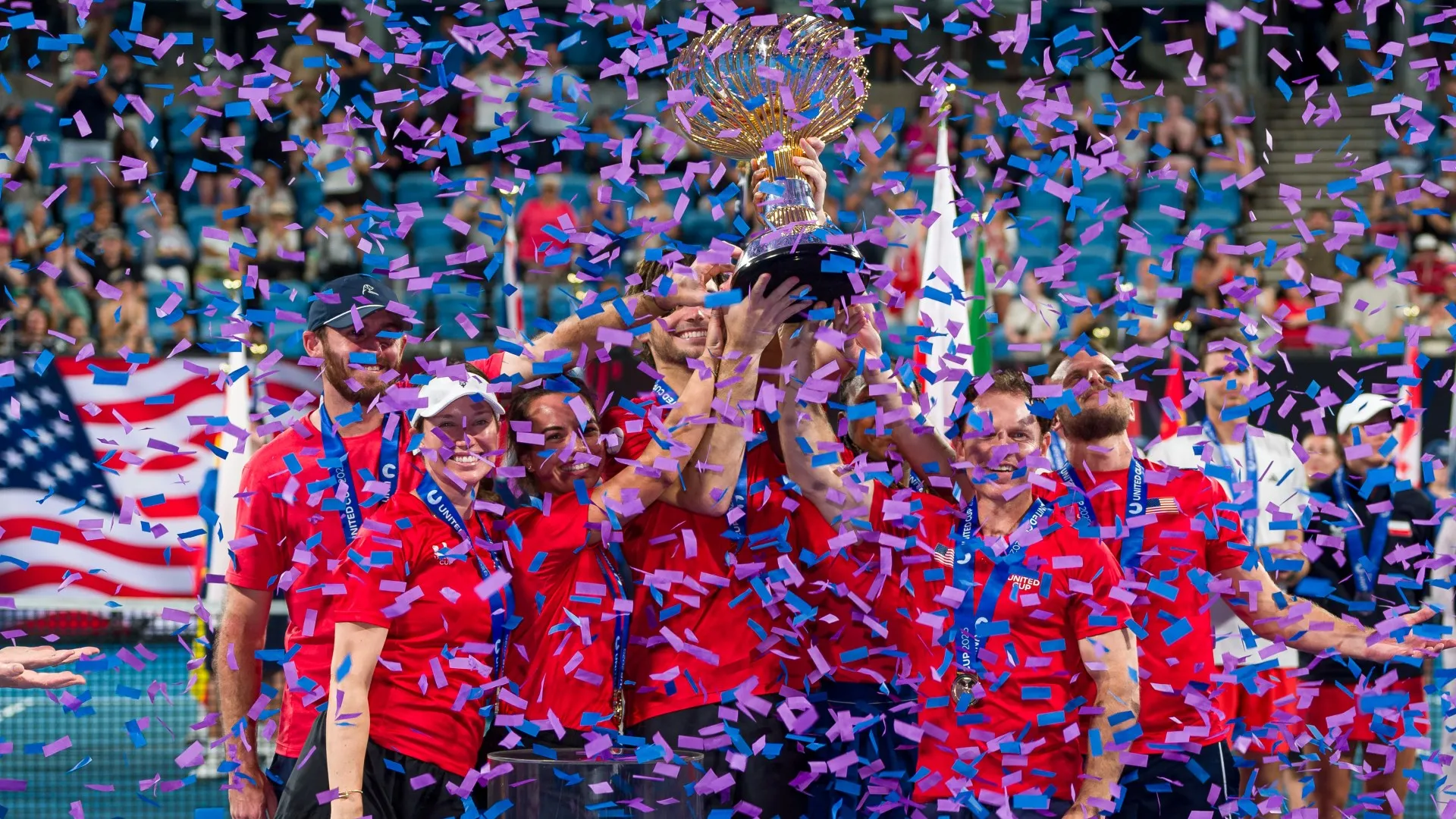 usa-lifting-the-united-cup_ept6htxktfcm1cx0ku9f0xa88.jpg