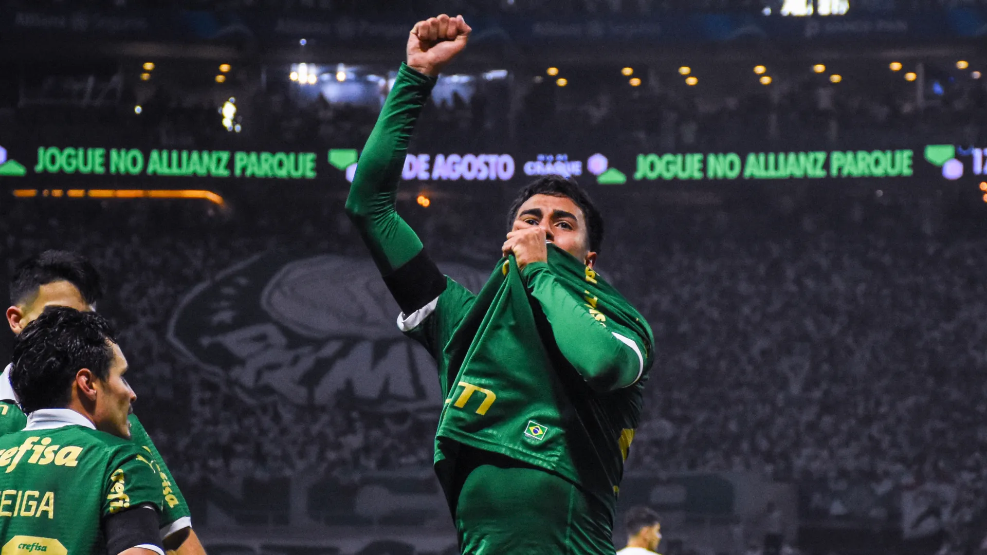 vitor-reis_1mkv4qfhq52ax16pd4vxhfc0sn.png