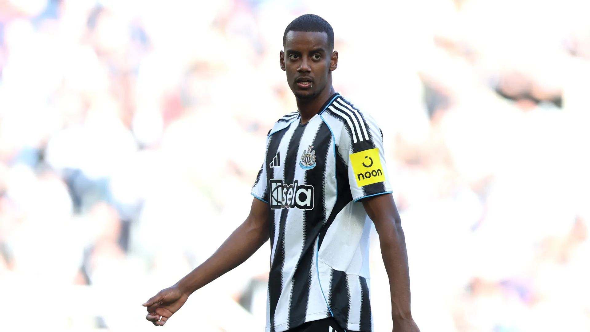 alexander-isak_1oq87zasa2xhm1lt81s2g68koq.png