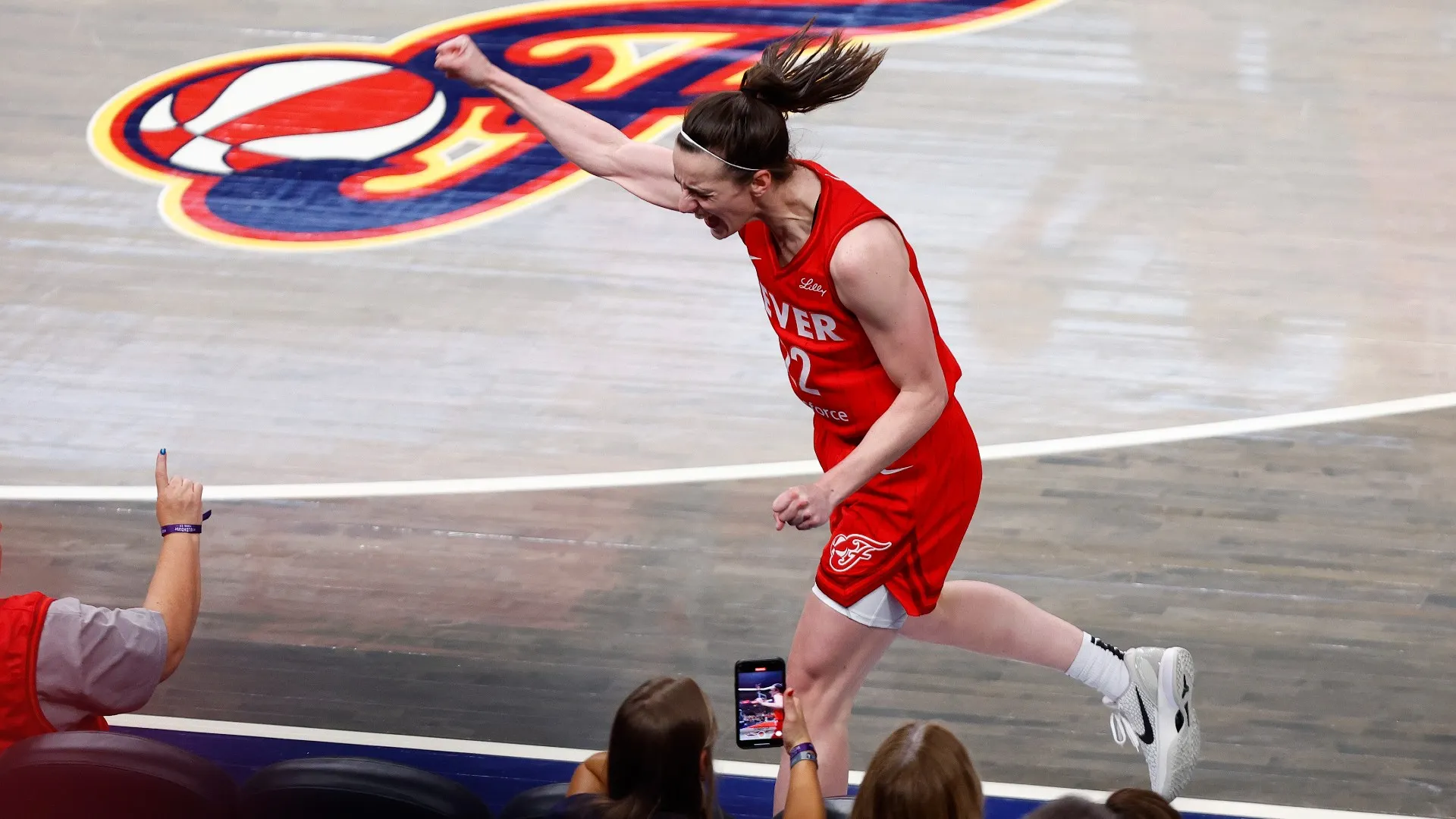 caitlin-clark_ogrjhx6t40w815yd5st5i608c.jpg