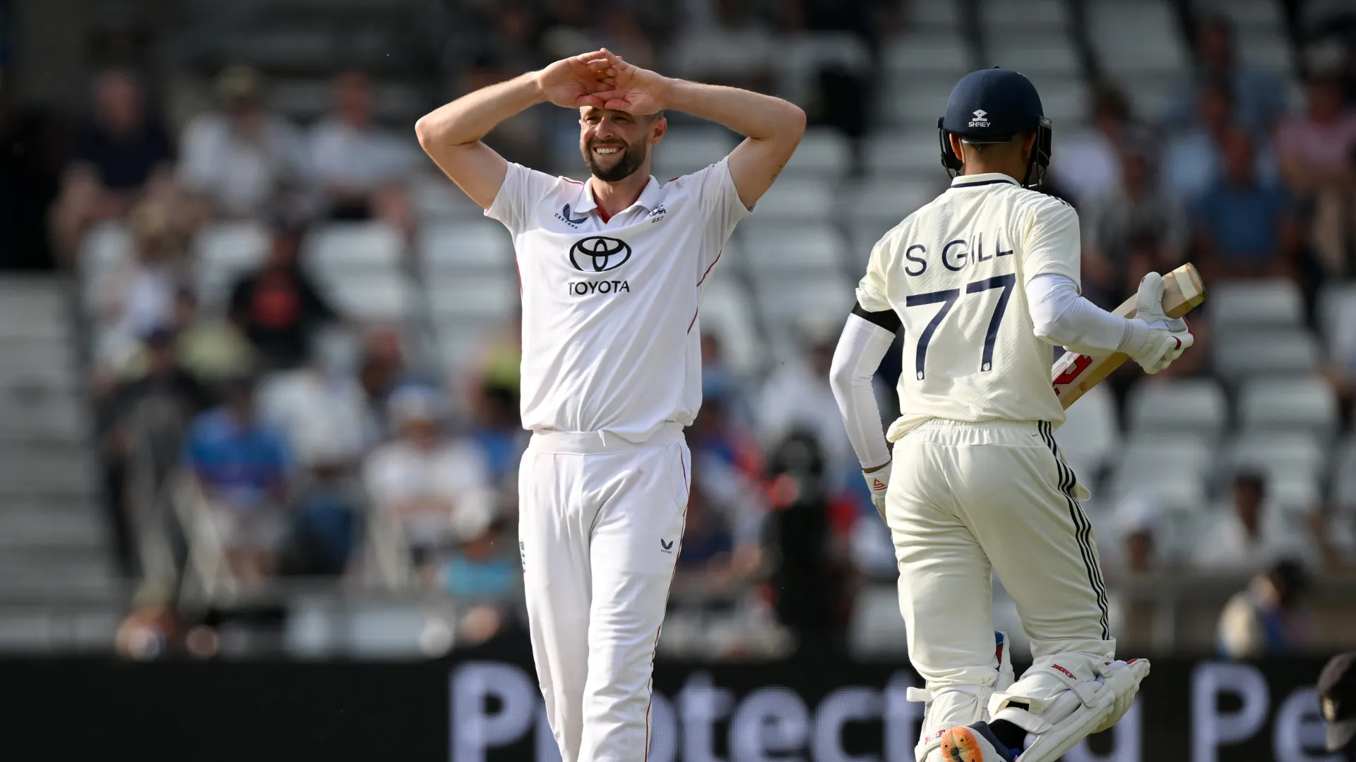 chris-woakes-and-shubman-gill_fio0du5dccoy1qquy57e908lr.png