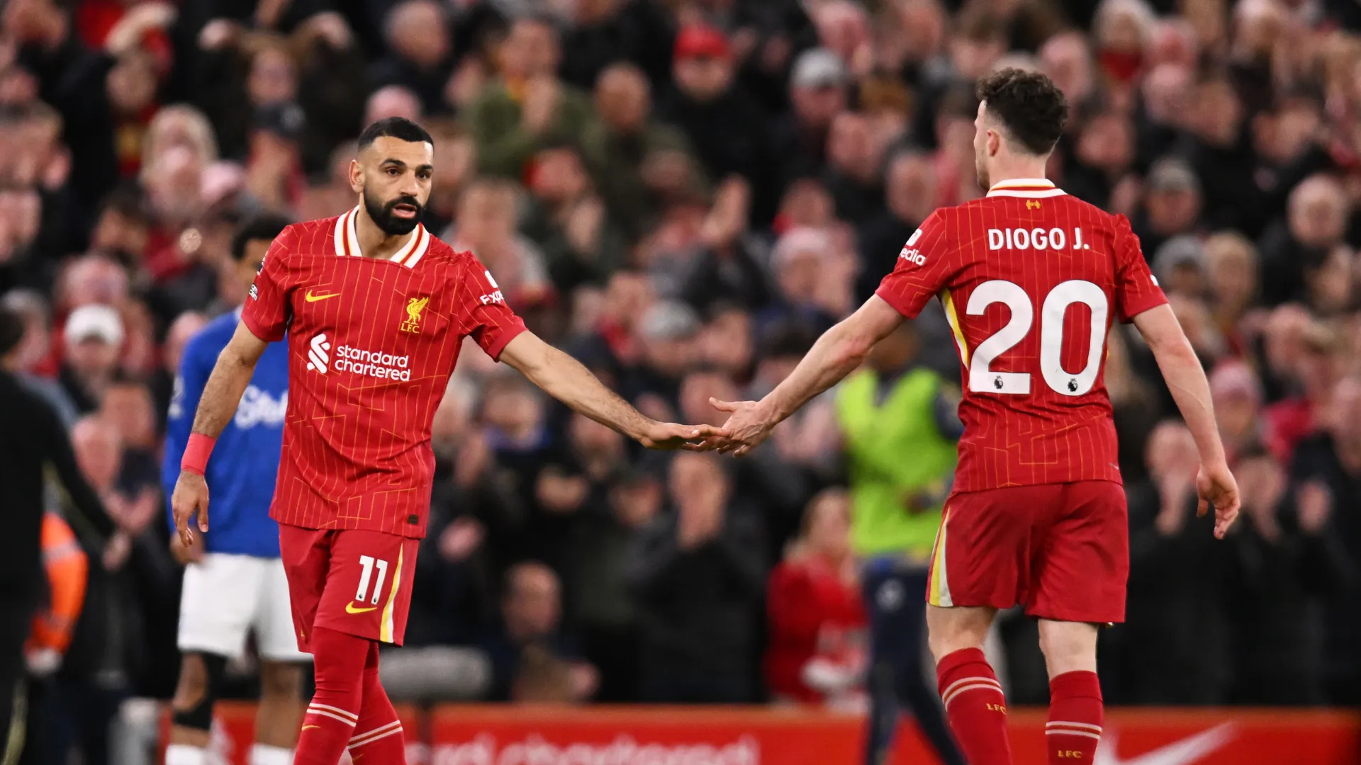 diogo-jota-and-mohamed-salah_1n45qj13b3pt313utkkyte1gn2.png