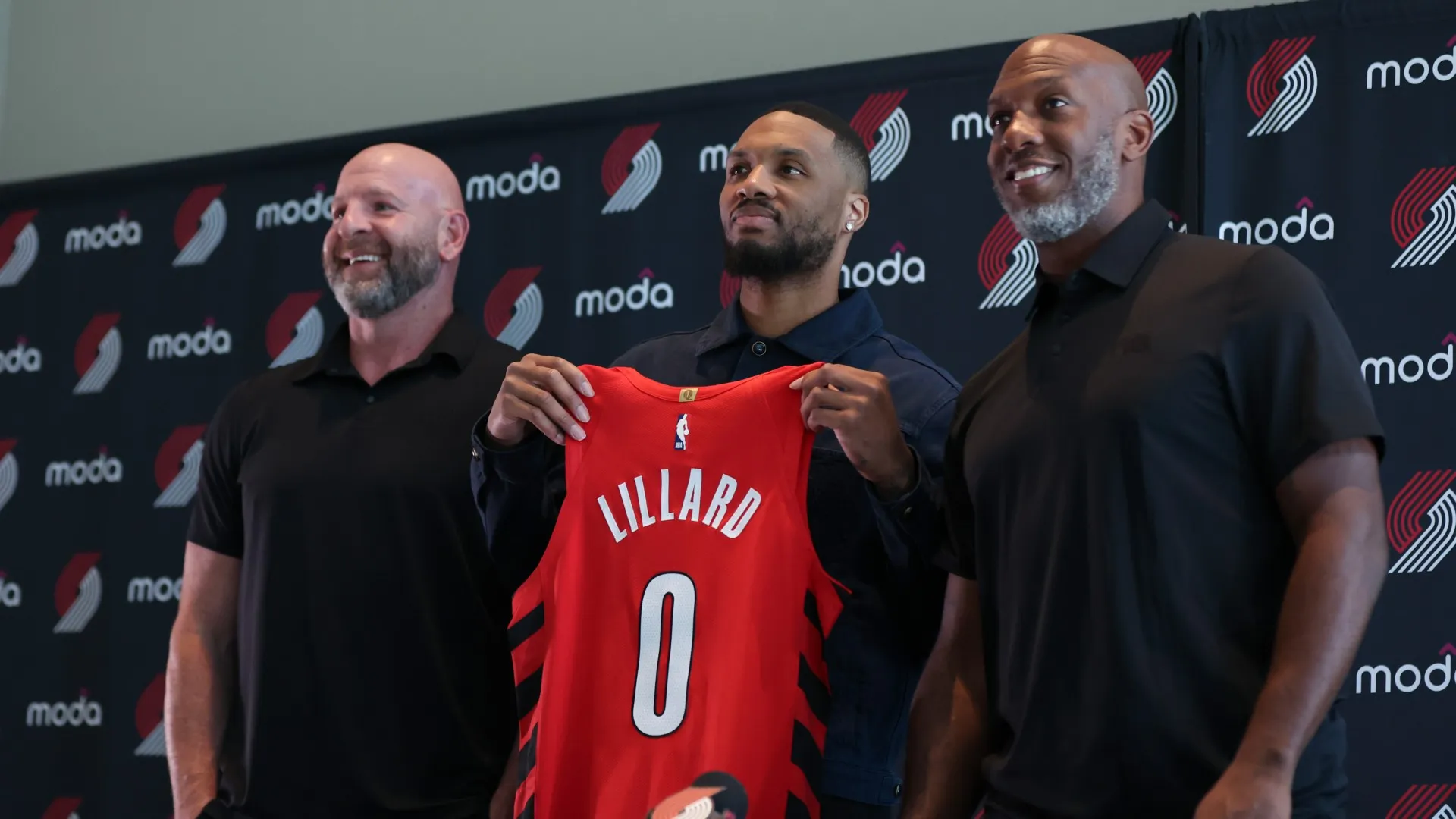 lillard_7xdh3tw0lzgp14tqcw1q0axel.jpg