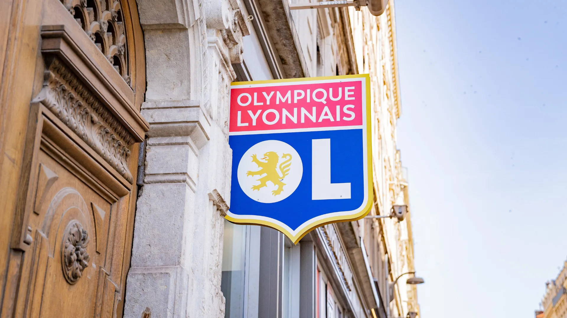 lyon_17c3x9rd0ib1r139ll7j0ow6gk.png
