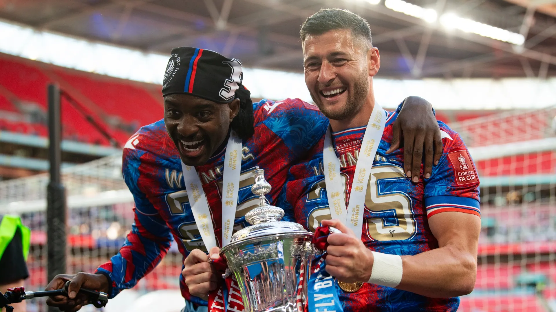 palace_1ca3zazogga6c1jqe0vmxe1p59.jpg