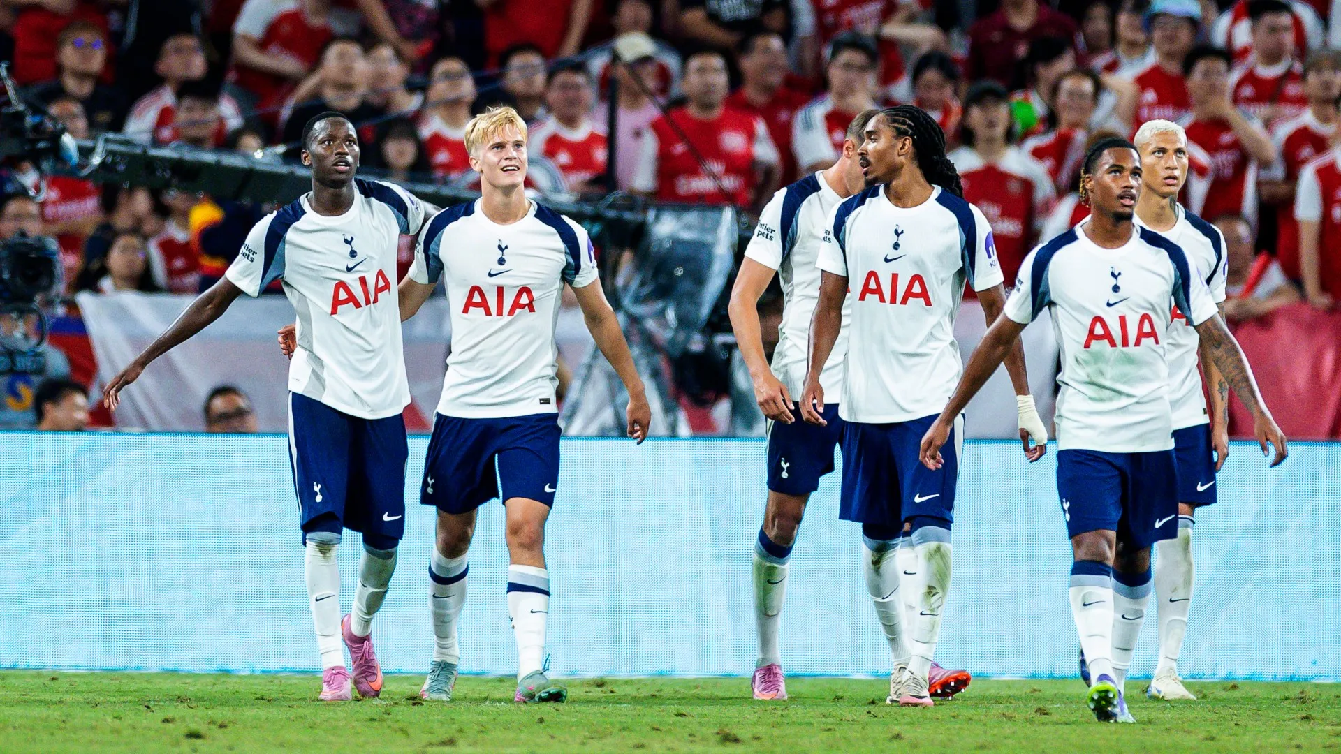 tottenham_kc53g445y4x815raae0oohxiq.jpg
