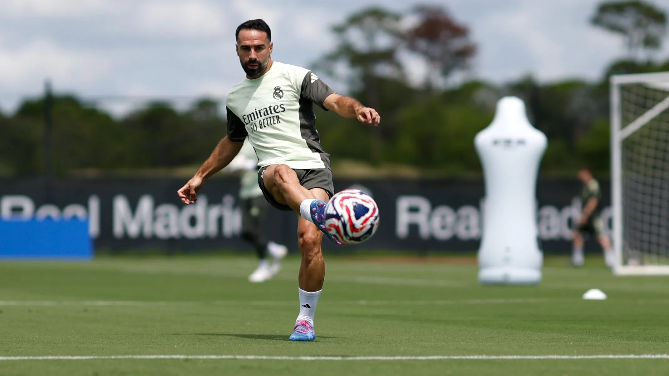 daniel-carvajal_1slkvsldp1xr61xgd1quwigo7t.jpg