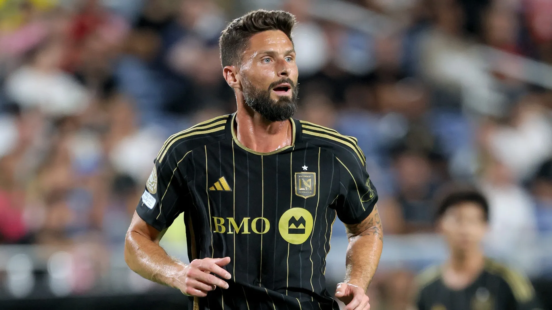 giroud_psy13w0fuzyf17kh12o75vmiq.jpg