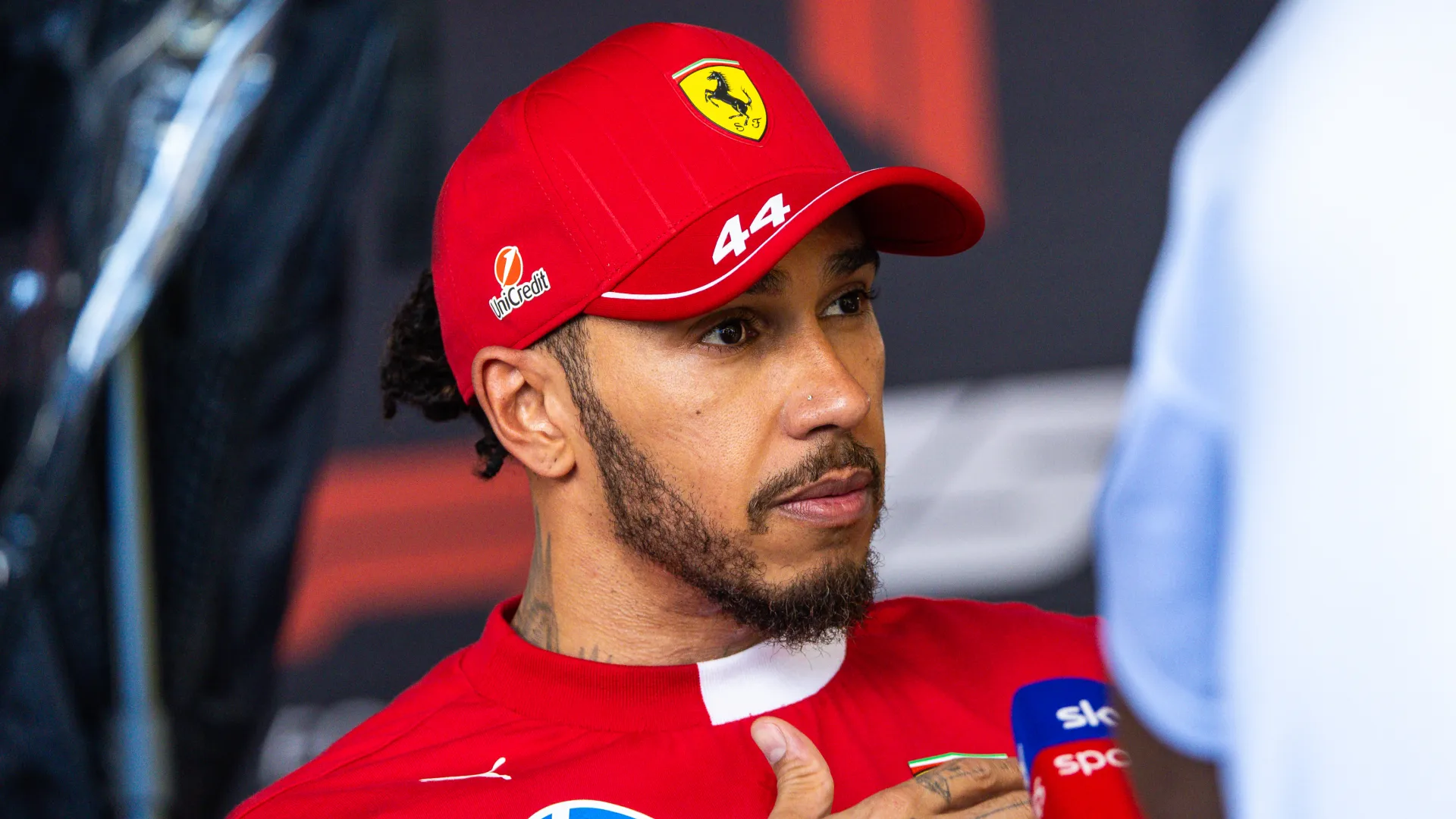 lewis-hamilton_1766xflu1qffn1jfa3lvqrr9y6.jpg