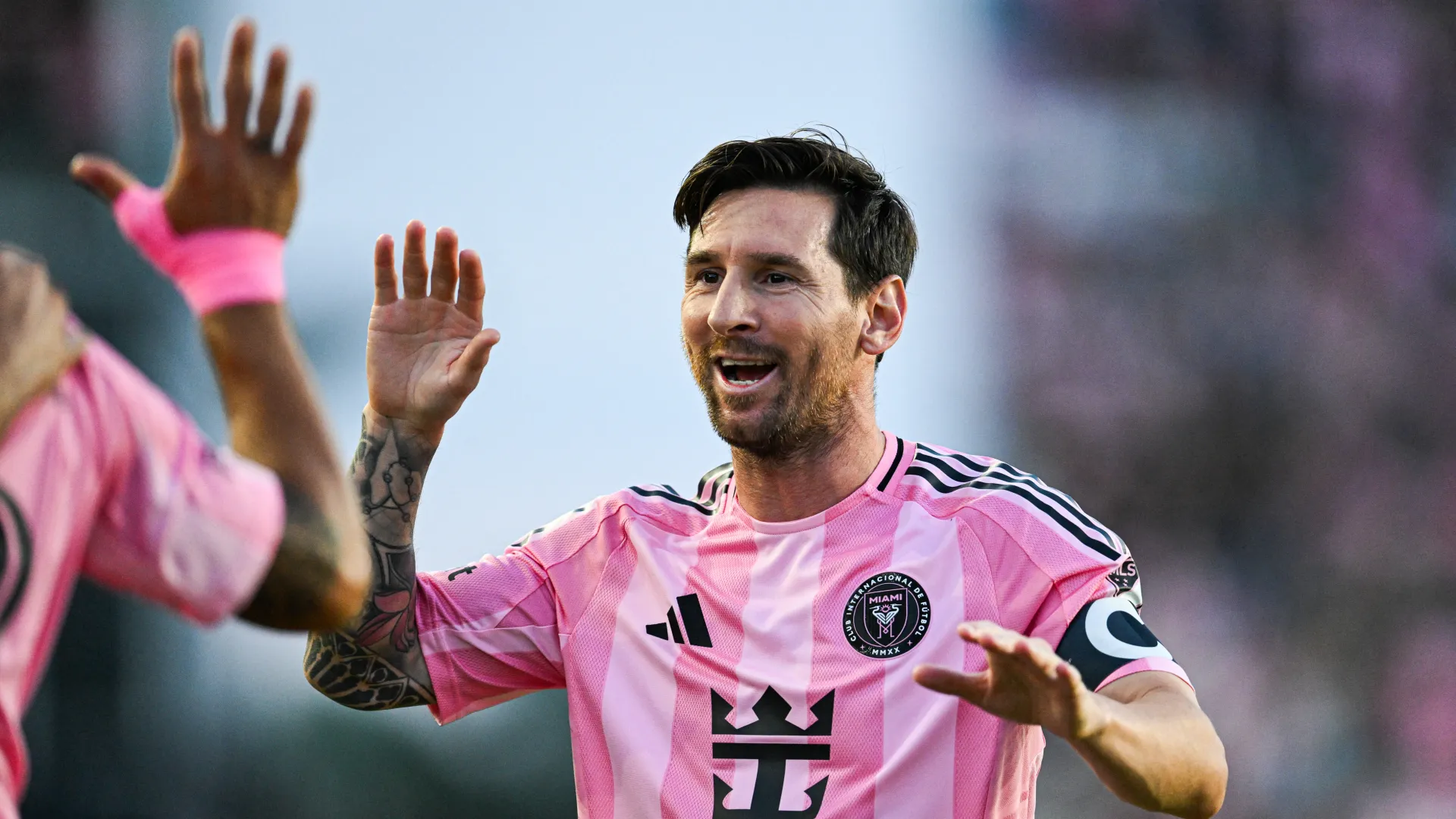 lionel-messi_3671e9ff538e1b8if7dl9xoa4.jpg
