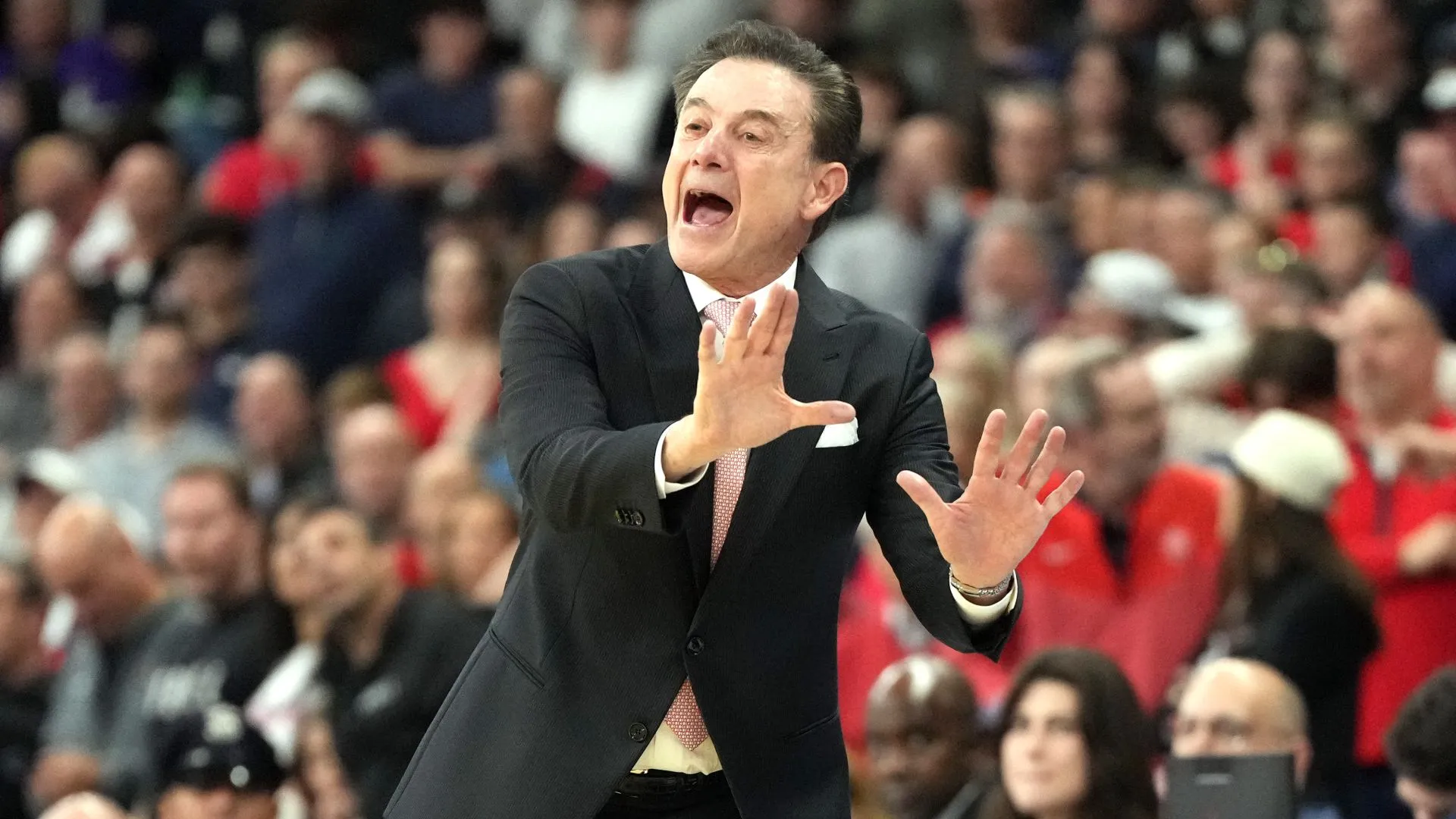 rick-pitino_plsrsfet50dp1b09662f06qlz.jpg