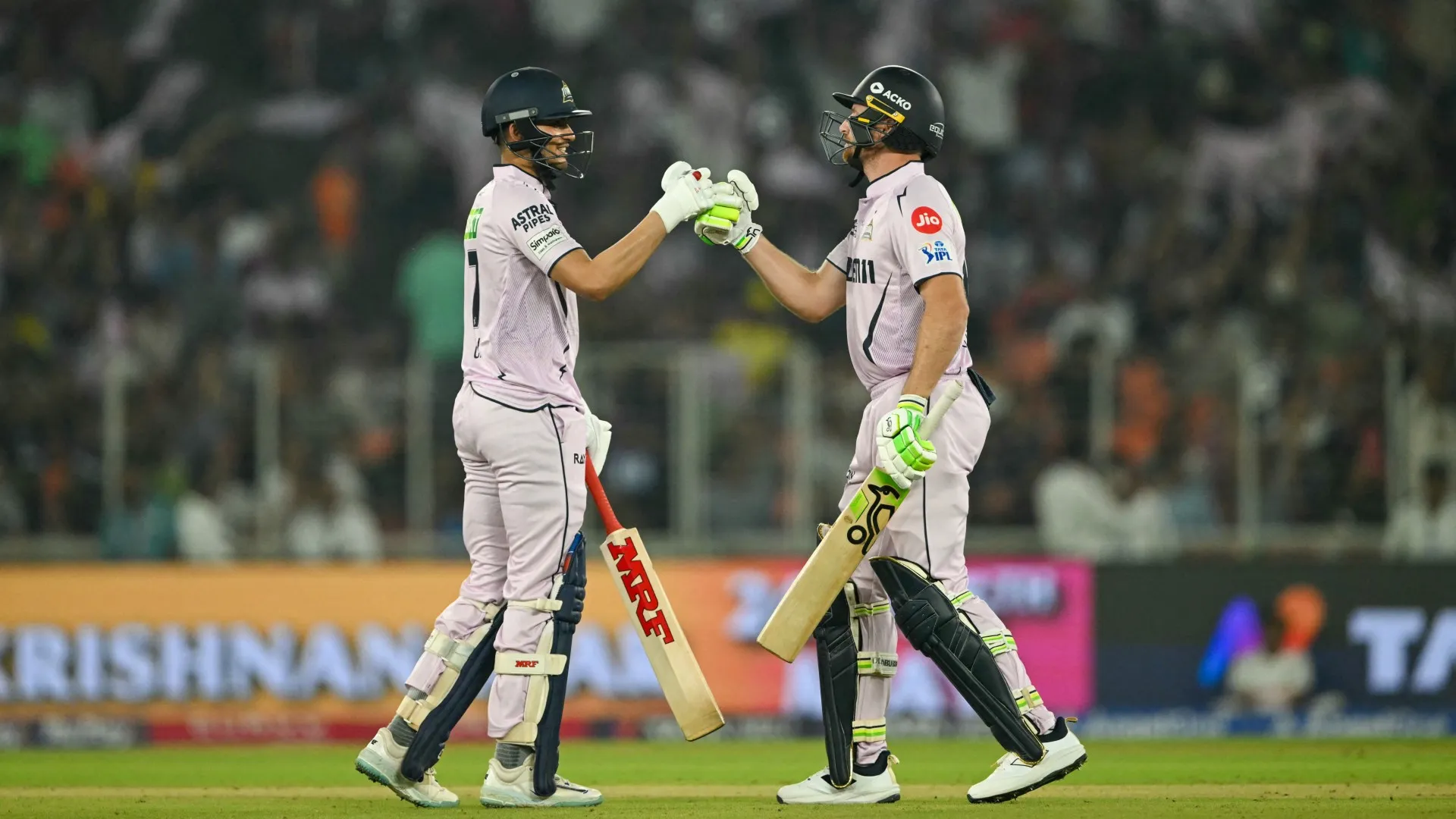 shubman-gill-and-jos-buttler_cf8tjxydwzqd1sv37nqgj6ofu.jpg