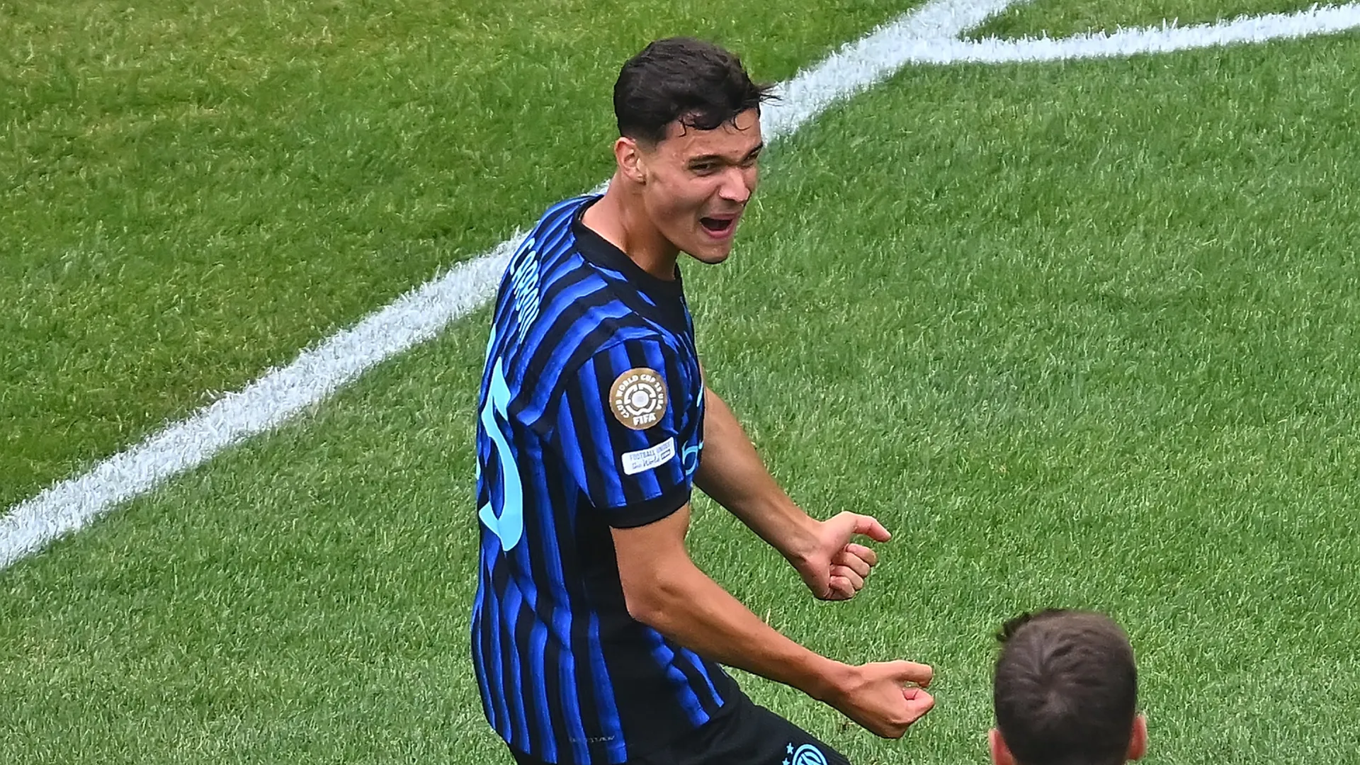 valentin-carboni_hro9svmwh0i51w3mssp31jvbb.png