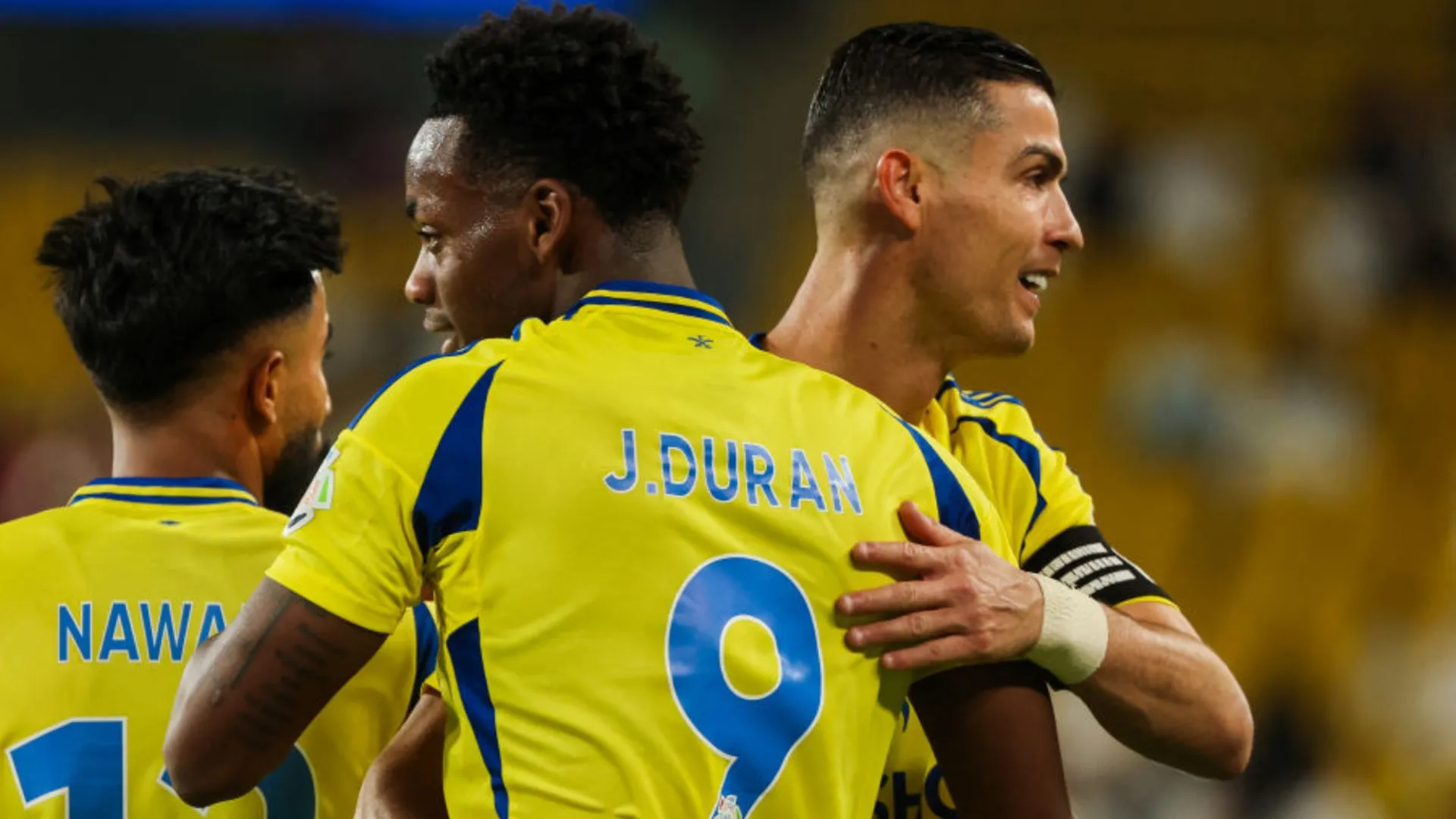 al-nassrs-jhon-duran-with-cristiano-ronaldo_1f7sdfeee38q51bmygsaytnrhx.jpg