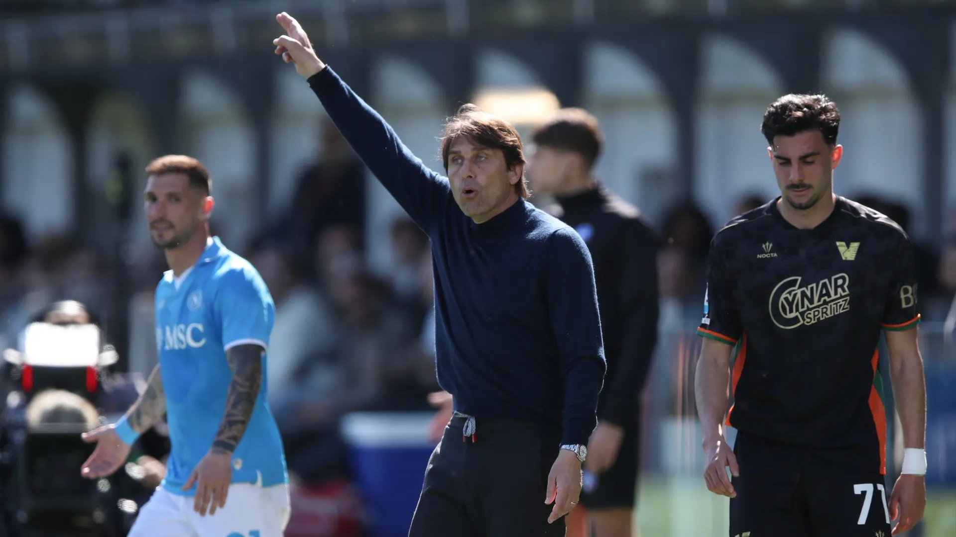 conte_12yy8dwe9p3971eleigkvd7pr4.jpg